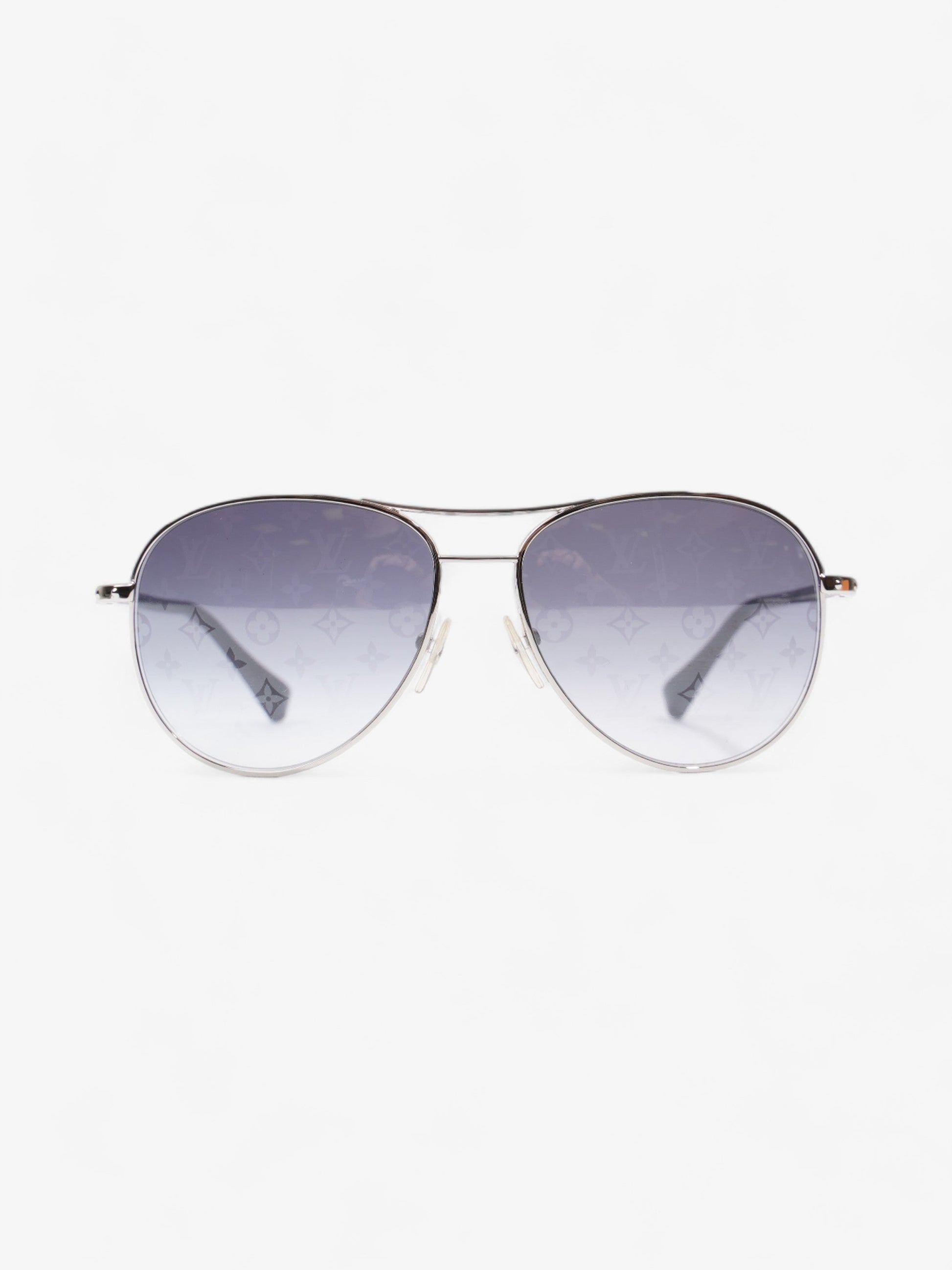 Louis Vuitton Aviator Sunglasses Base Monogram Silver Grey