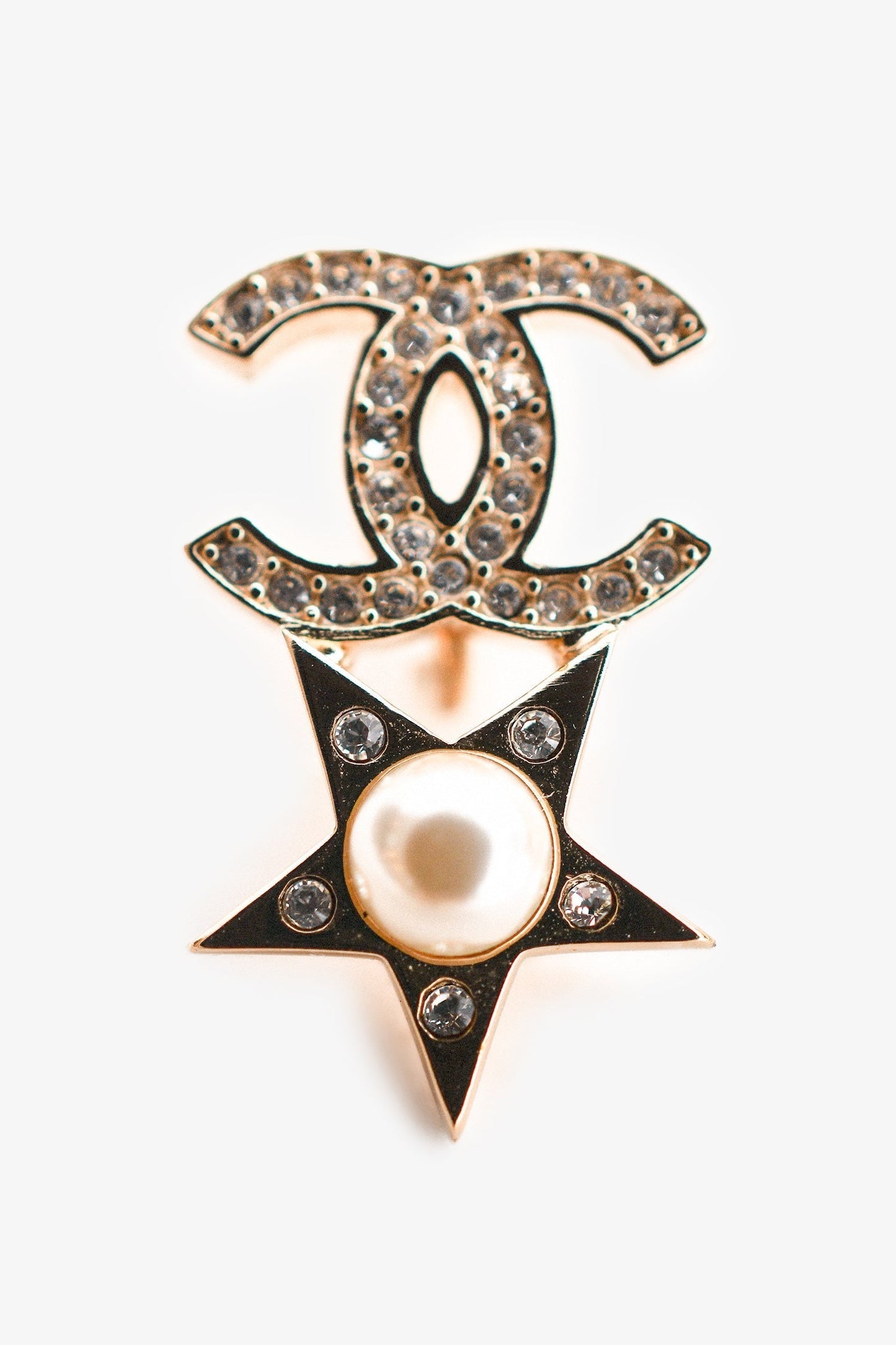 Chanel™ 2019 Gold Toned Pearl Star/Heart CC Drop Clip On Earrings