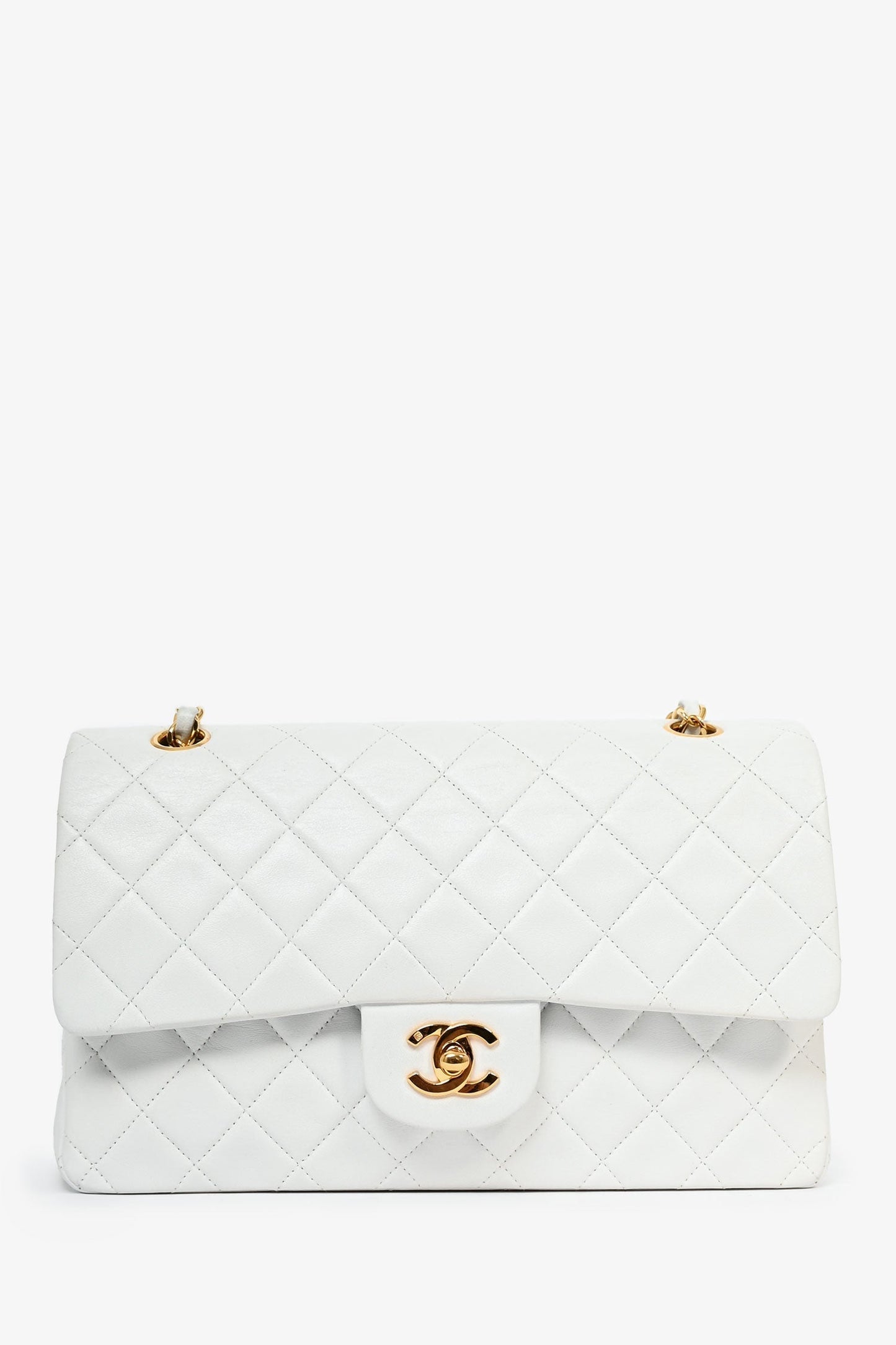 Chanel™ 1991-94   White Quilted Leather Medium Double Flap (Refurbished)