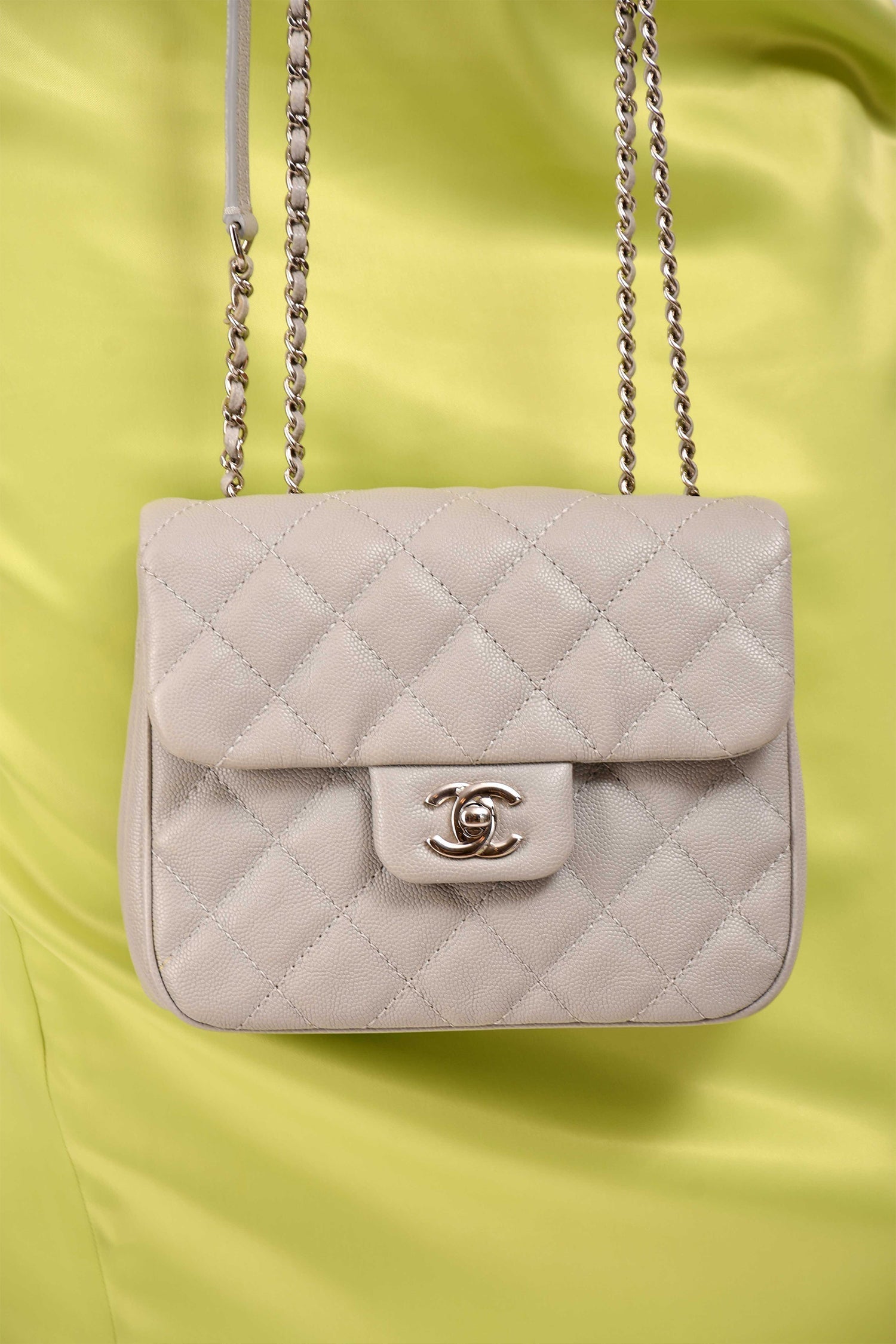 Chaneltm 2018 Light Grey Caviar Small Urban Companion Bag