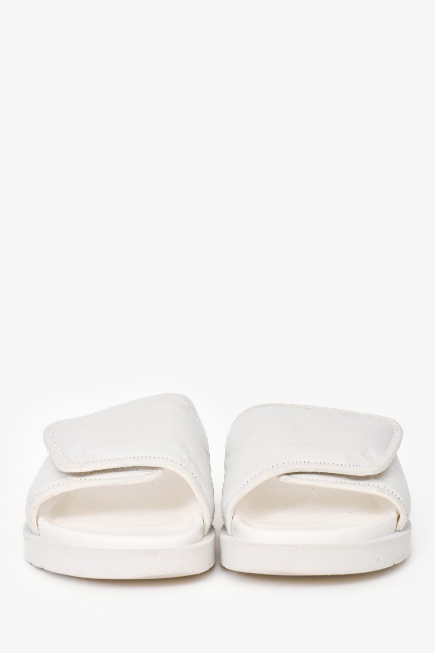Louis Vuitton White Rubber/Leather Miami Slides Size 7 Mens Women Shoes