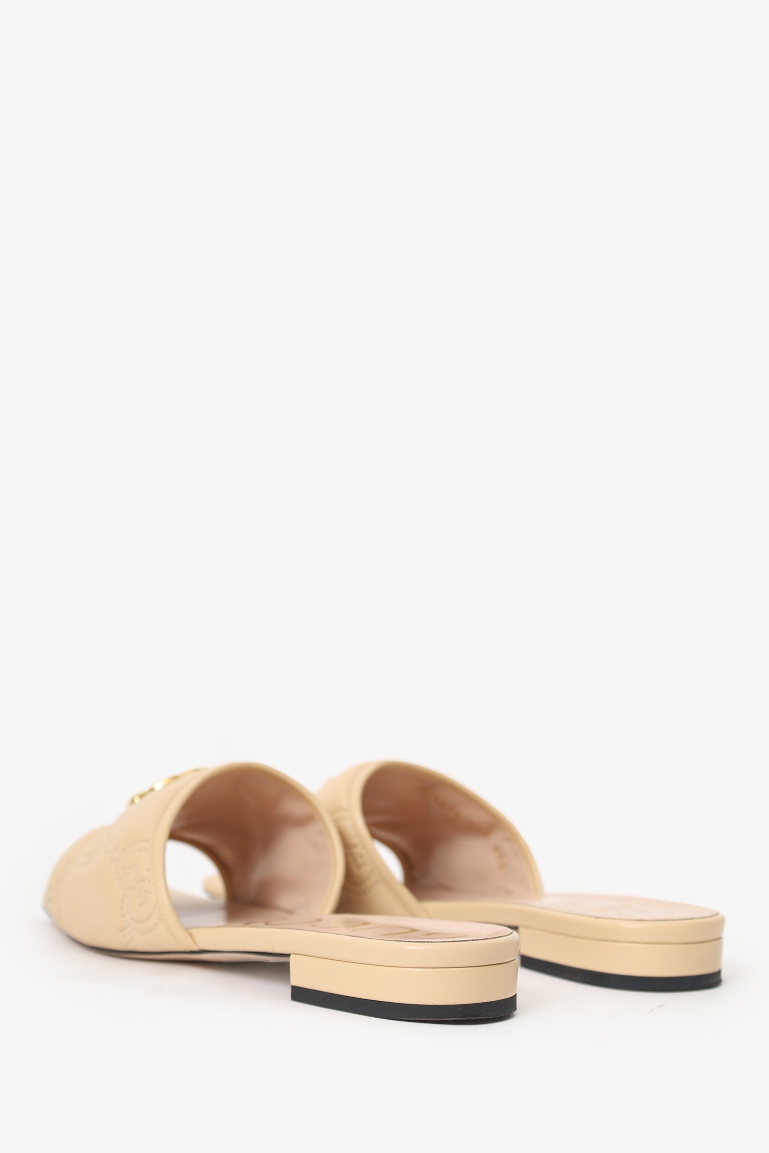 Gucci Beige GG Matelassé Leather Sandals Size 40.5