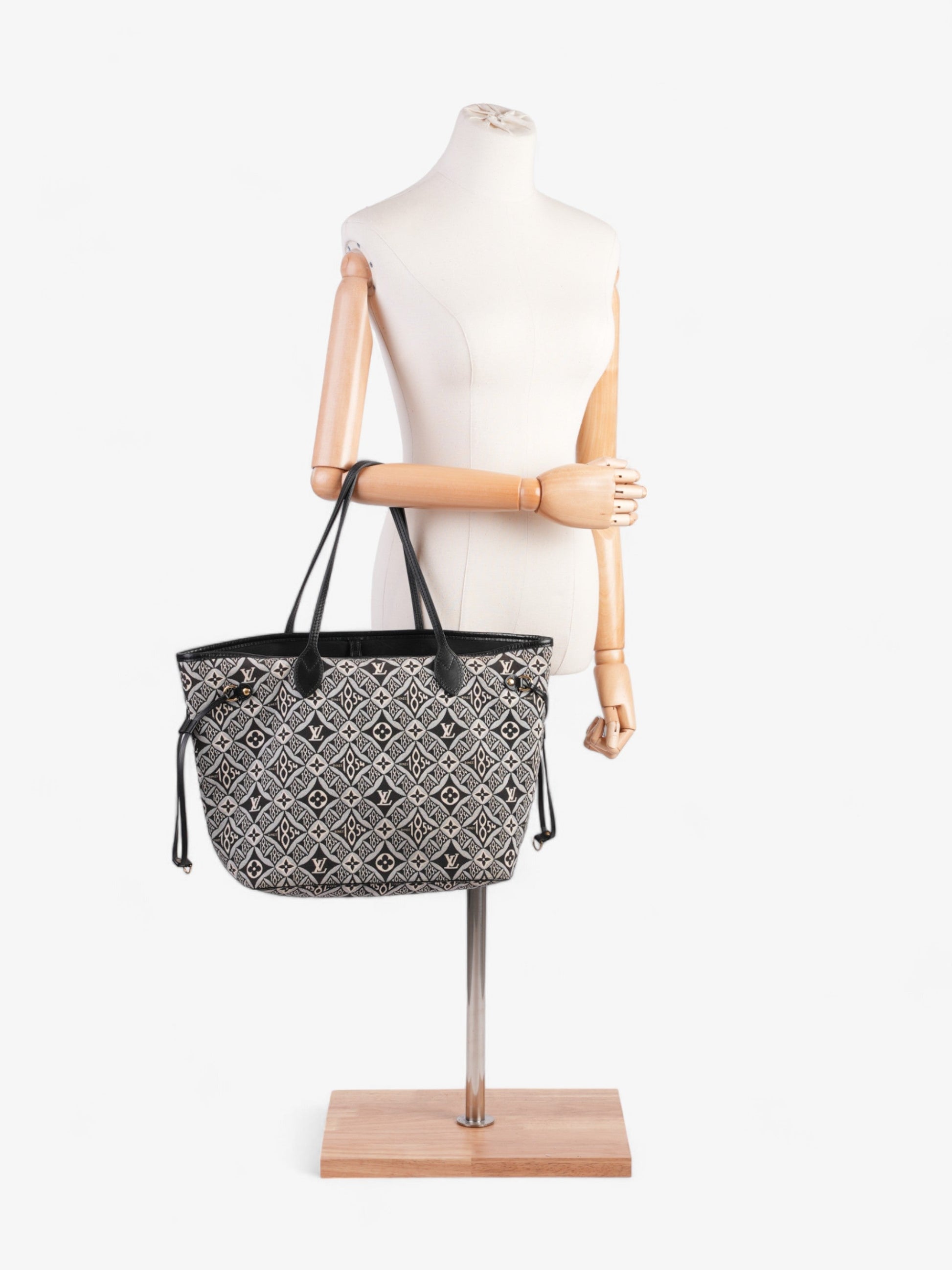 Louis Vuitton Neverfull Since MM Canvas Black White Tote Bag