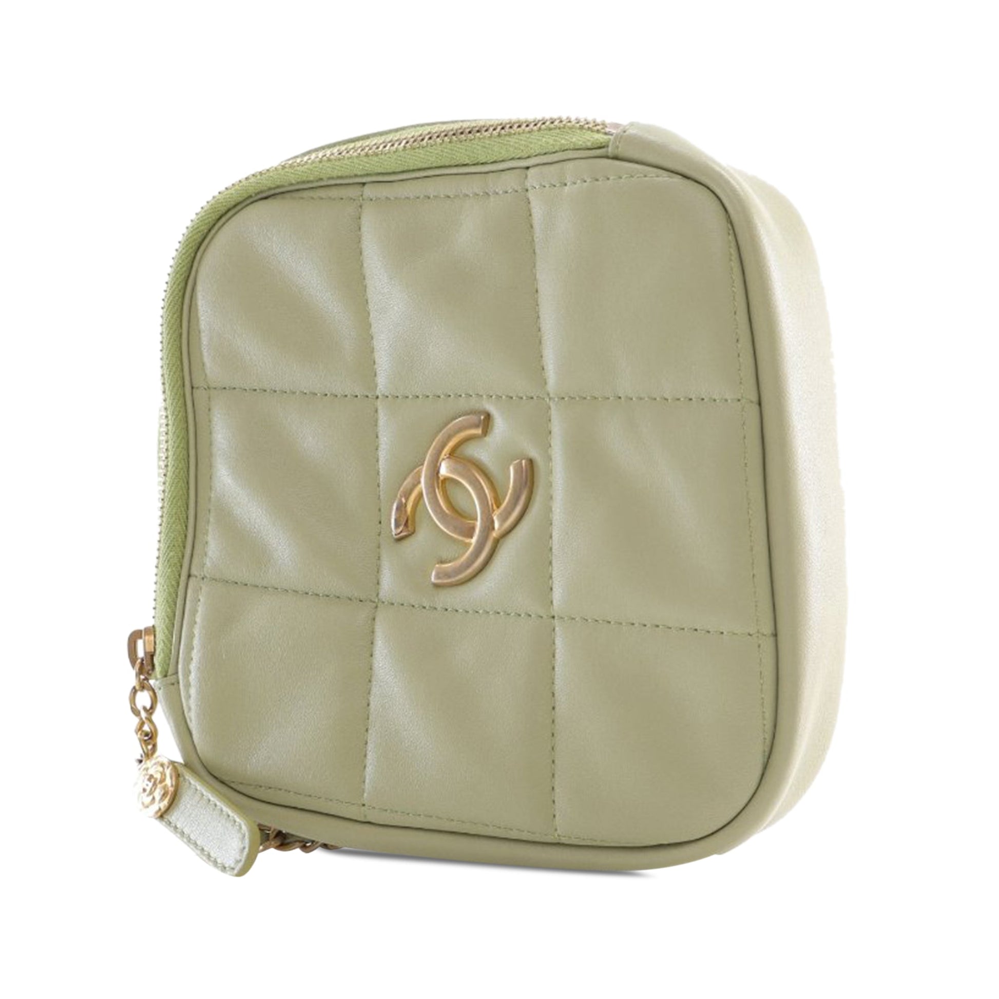 CHANEL CC Lambskin Diamond Clutch with Chain Crossbody Bag