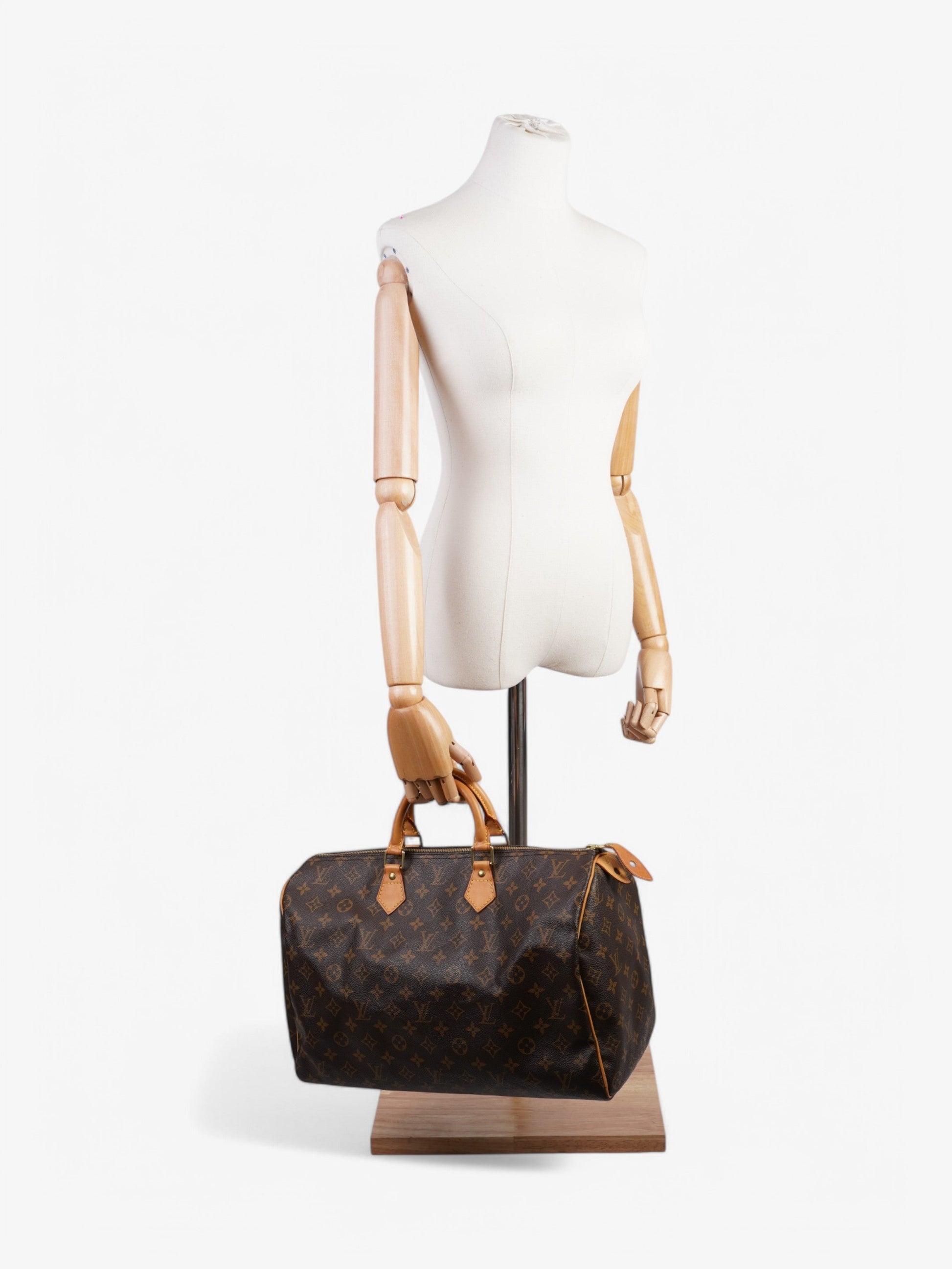 Louis Vuitton Speedy Coated 35 Monogram Canvas Coated Canvas Apparel Canvas 206