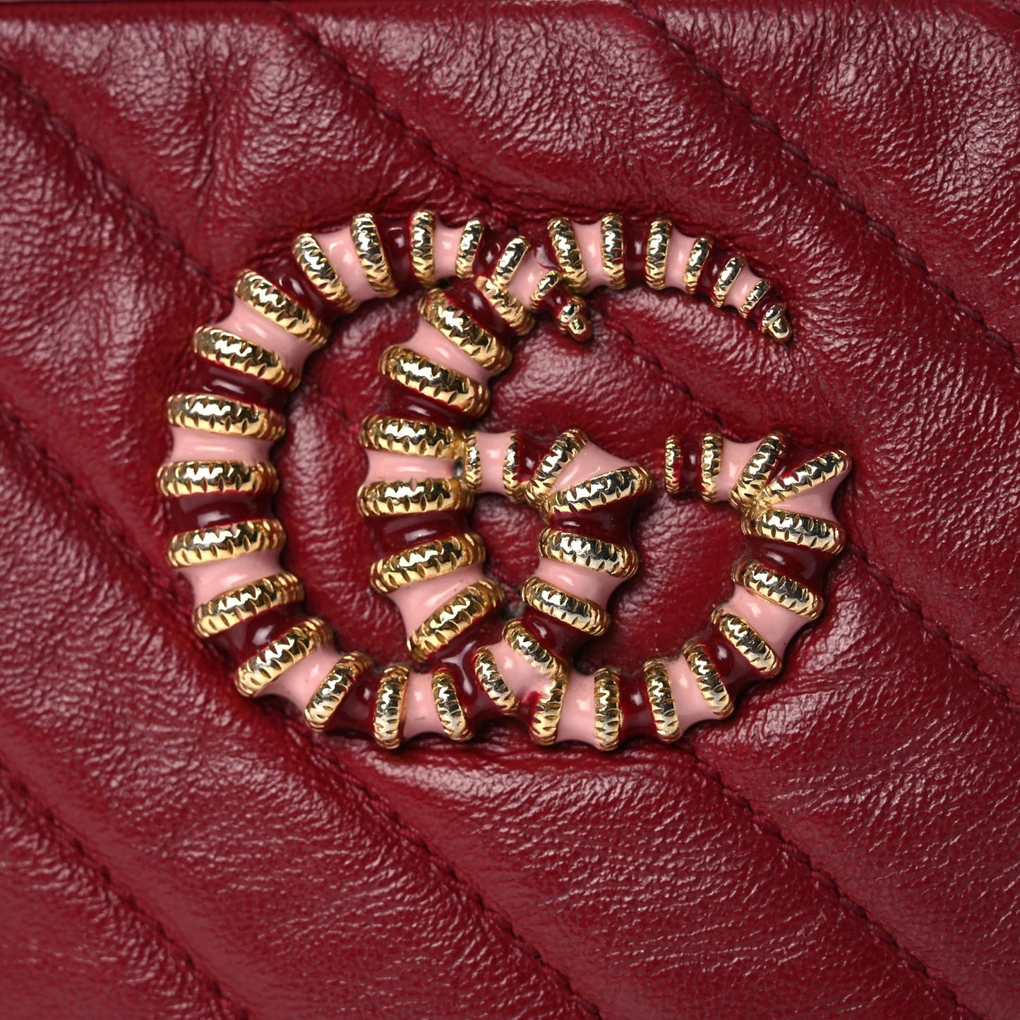 Gucci Azalea Calfskin Enamel Matelasse Diagonal Small Torchon GG Marmont Chain Shoulder Bag New Cherry Red Wild Rose