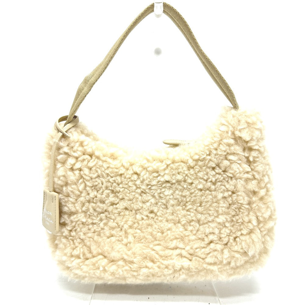 Sheep Fur Triangle Beige Logo Travel Bag