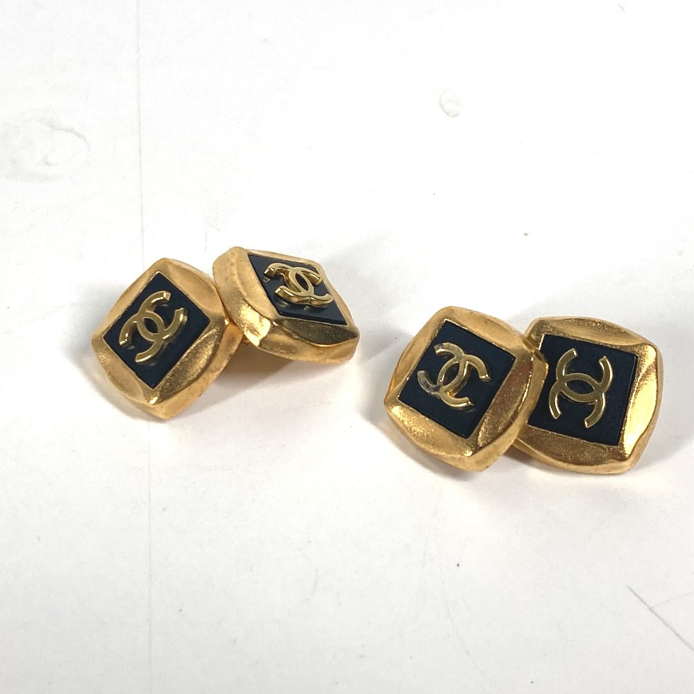 Chanel cuffs Gold Handbag