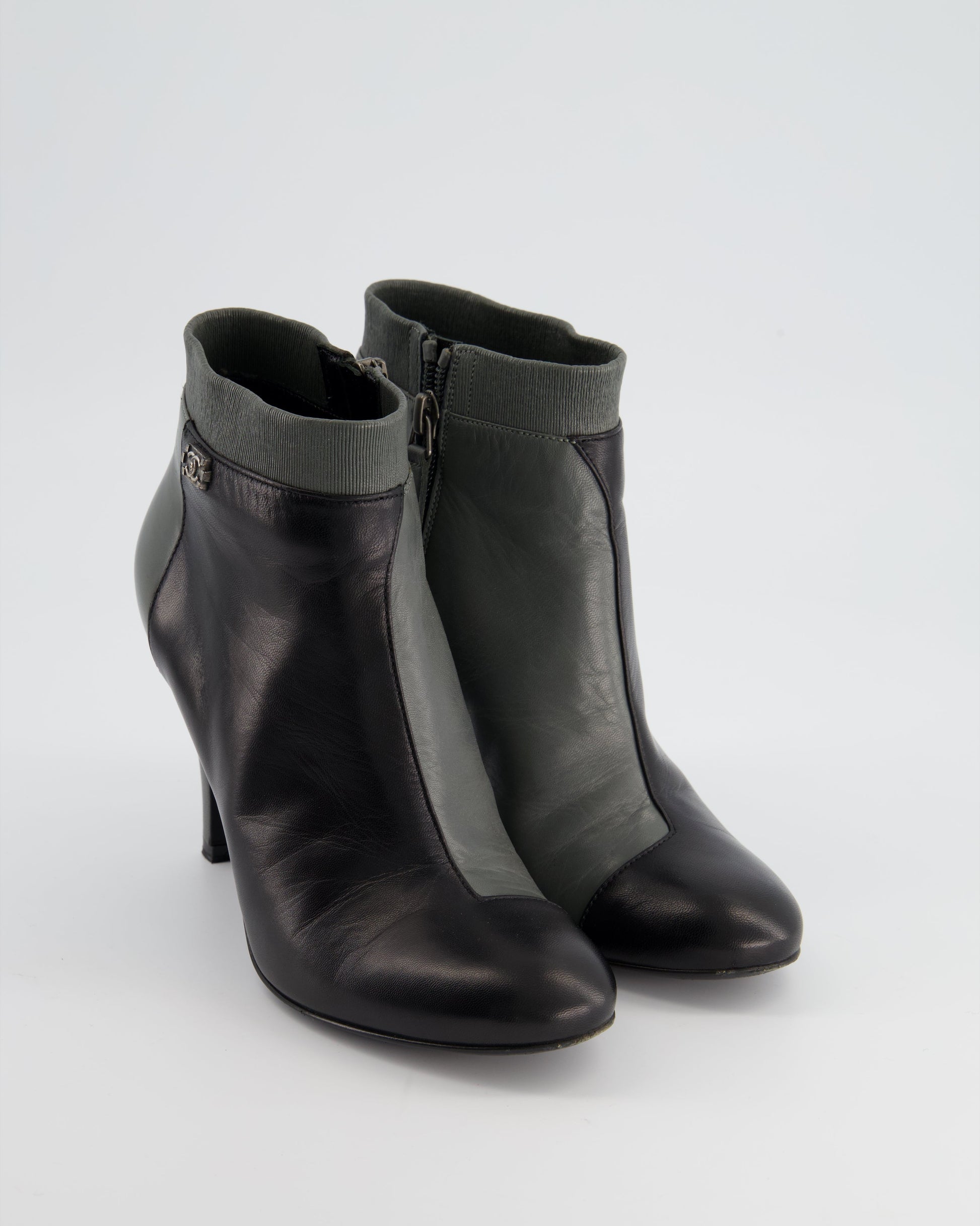 Chanel Black,grey Leather Heel Ankle Boots with CC Logo Size Eu 35.5 for Women