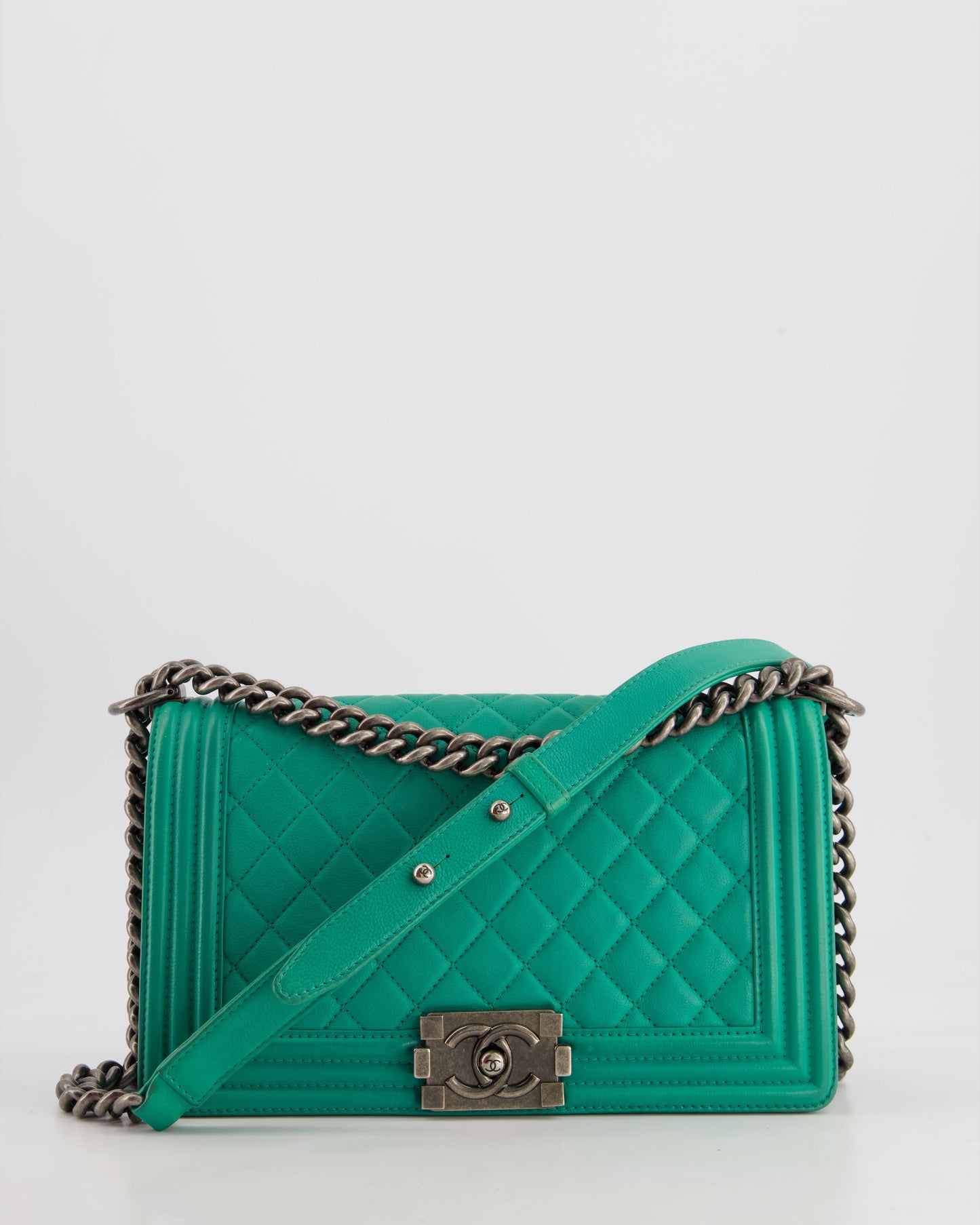 Chanel *hot* Mint Green Medium Boy Bag in Calfskin Leather with Ruthenium Hardware