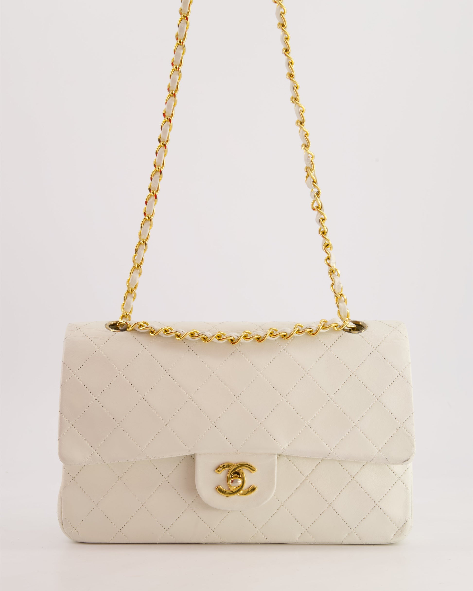 Chanel *fire Price* White Medium Classic Double Flap Bag in Lambskin Leather with 24K Gold Hardware