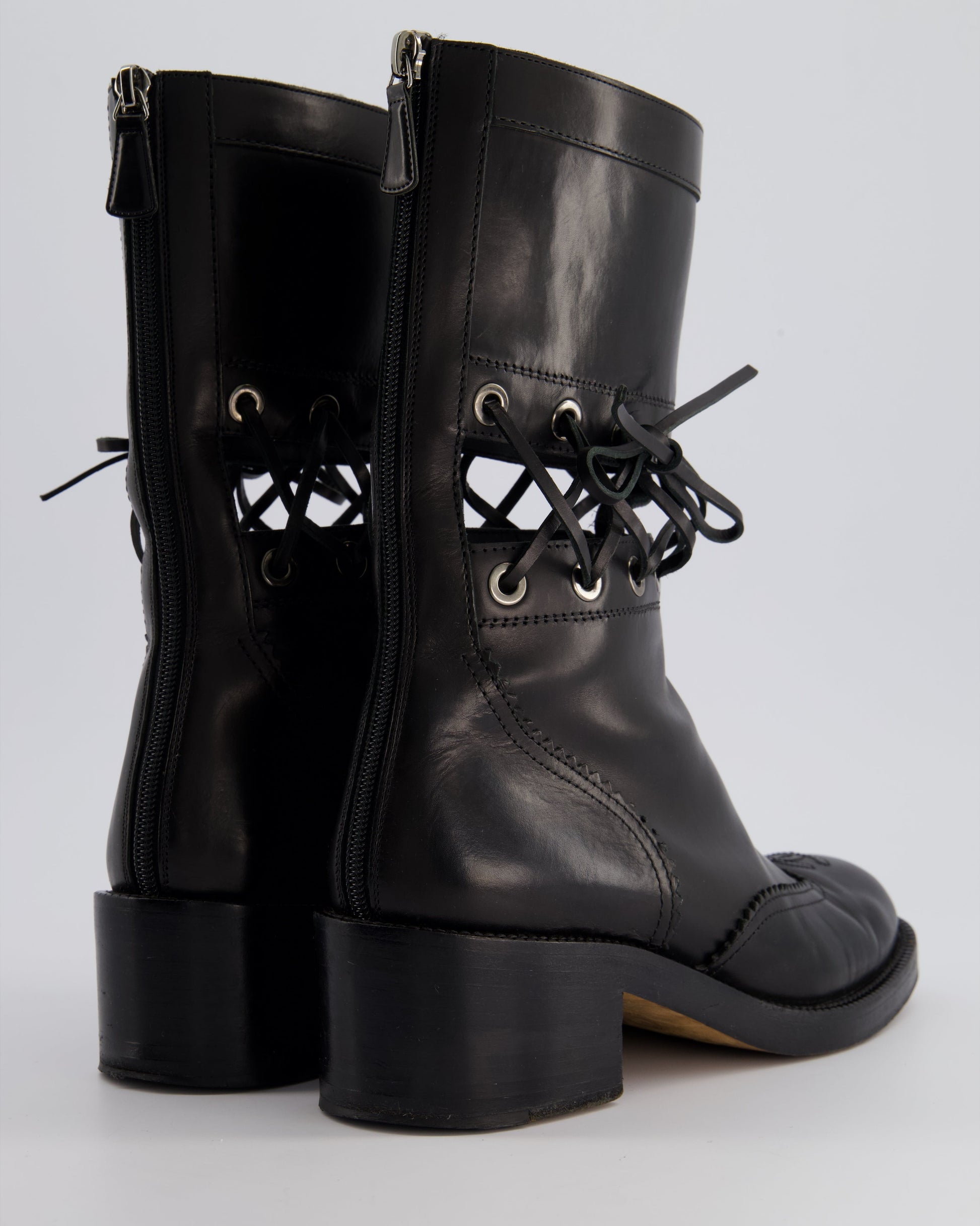 Chanel *runway* Black Lace Up Insert Detail CC Logo Boots Size Eu 40.5 for Women