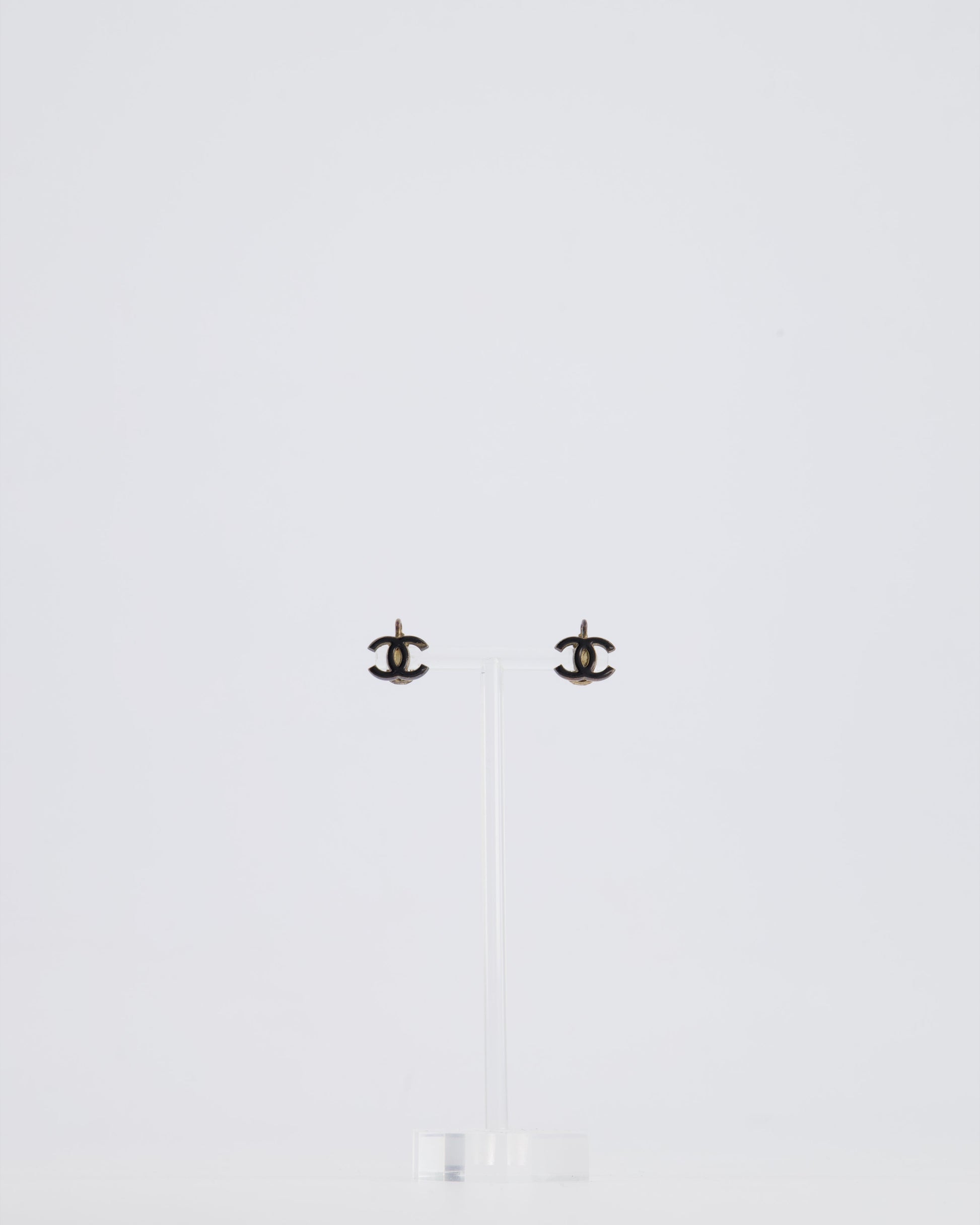 Chanel *hot* Ruthenium and Black Enamel CC Logo Earrings