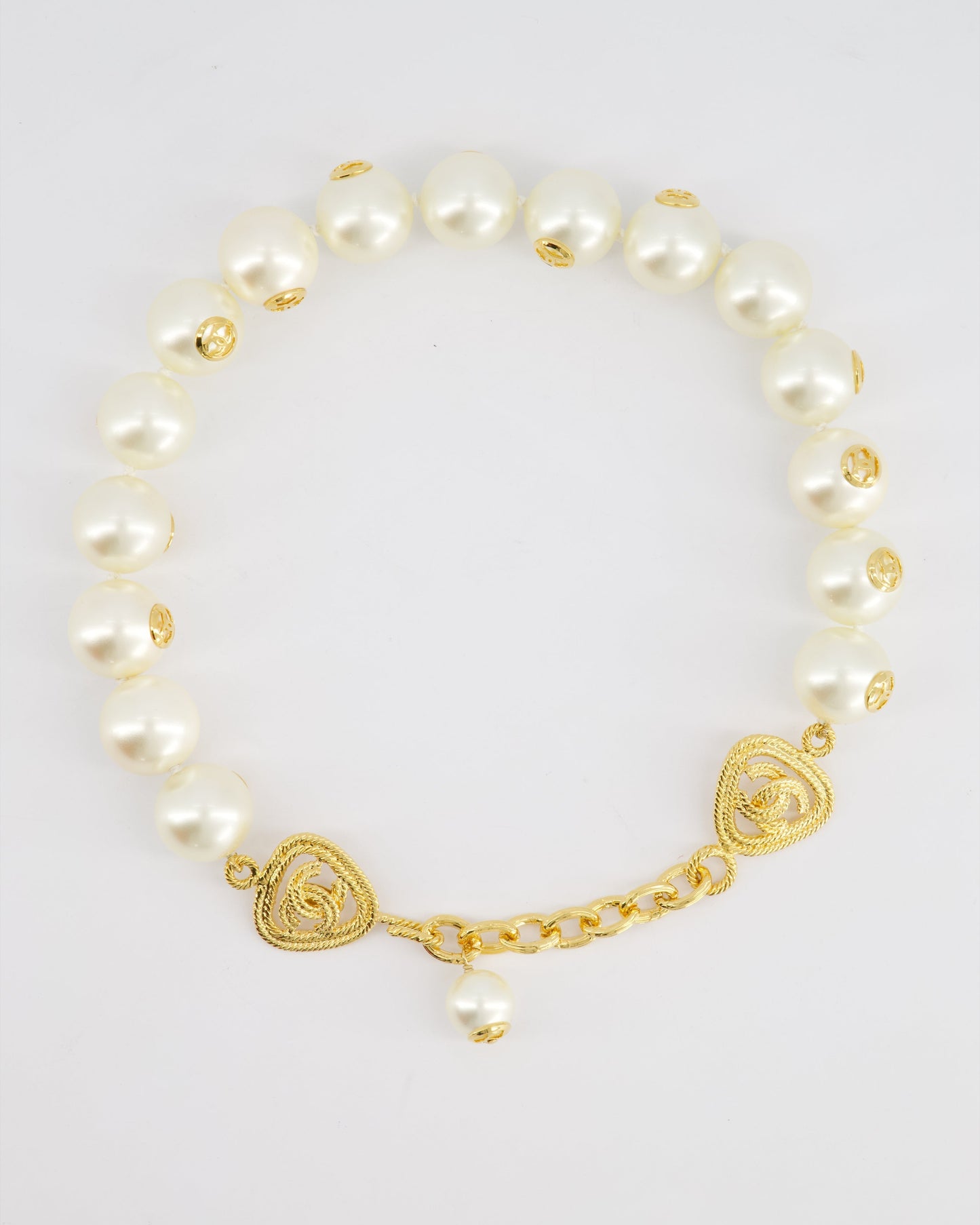 Chanel *Hot* White Pearl Chocker Necklace With Yellow Gold Logo Details