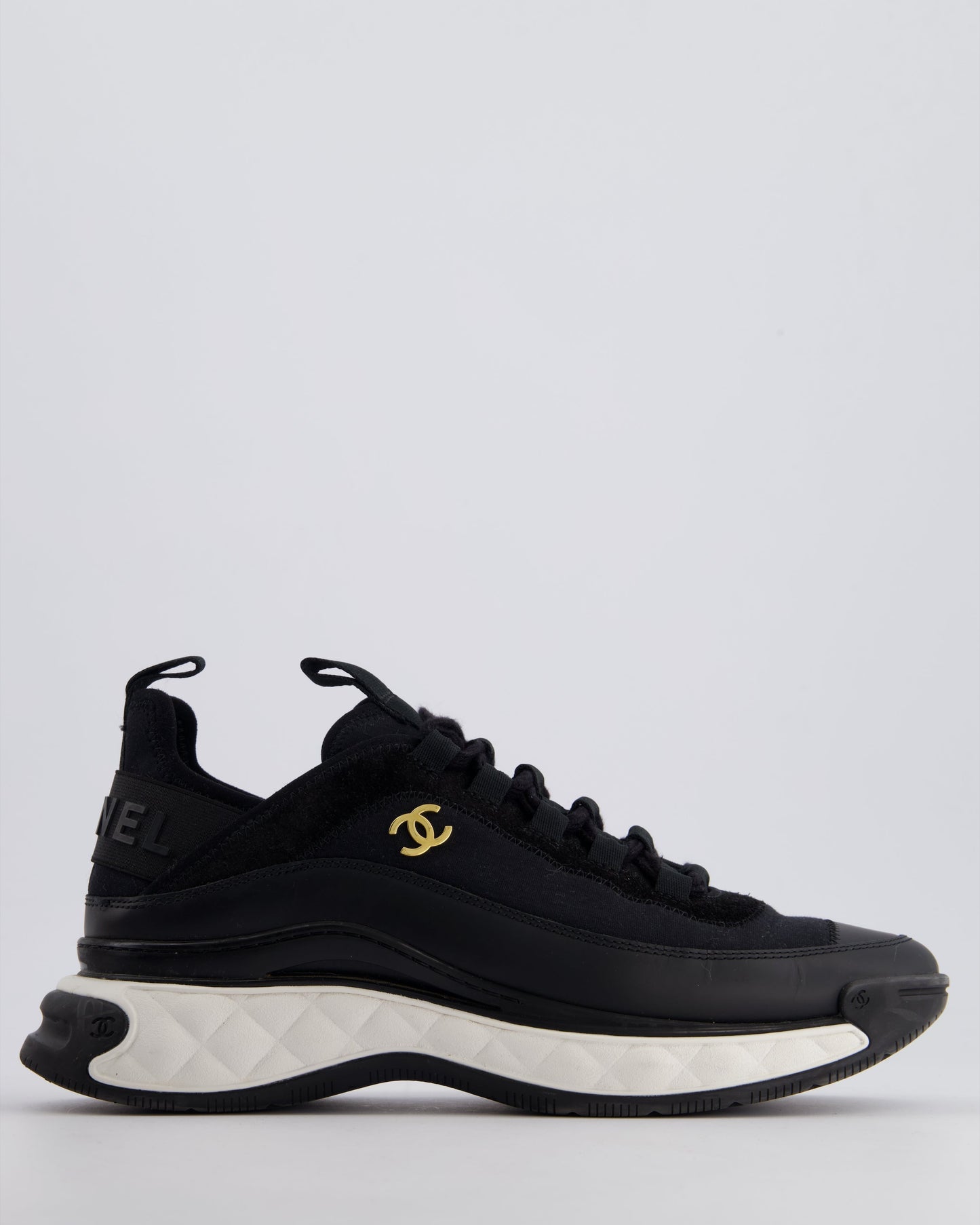 Chanel Black Fabric And Leather Trainers With White Soles And Gold Cc Logo Size Eu 38.5 Women Shoes