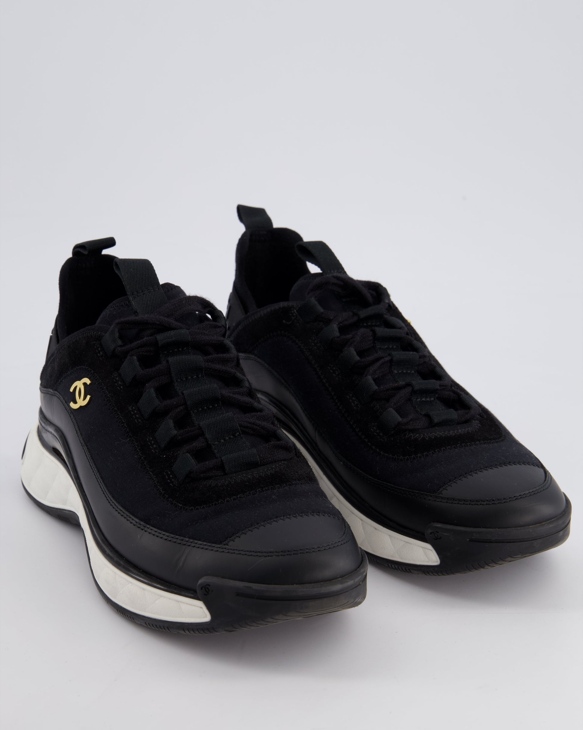 Chanel Black Fabric And Leather Trainers With White Soles And Gold Cc Logo Size Eu 38.5 Women Shoes