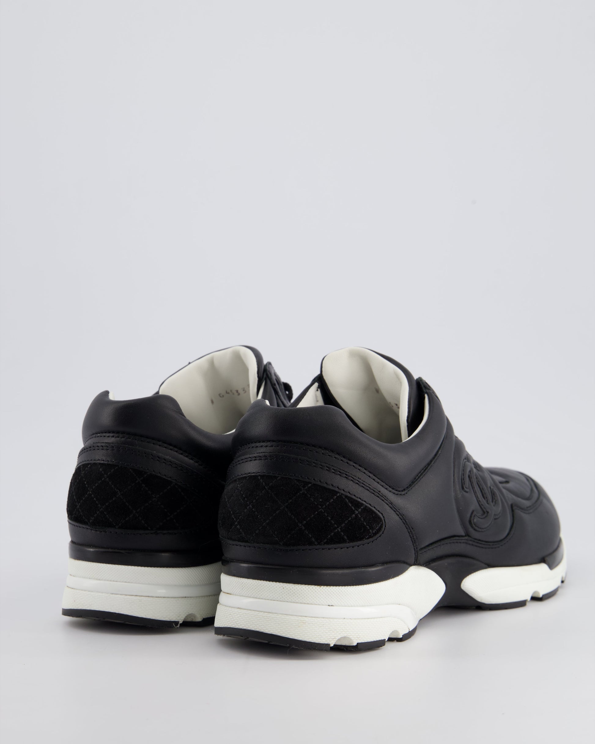 Chanel Black & White Leather Sneakers With CC Logo Detail Size EU 42
