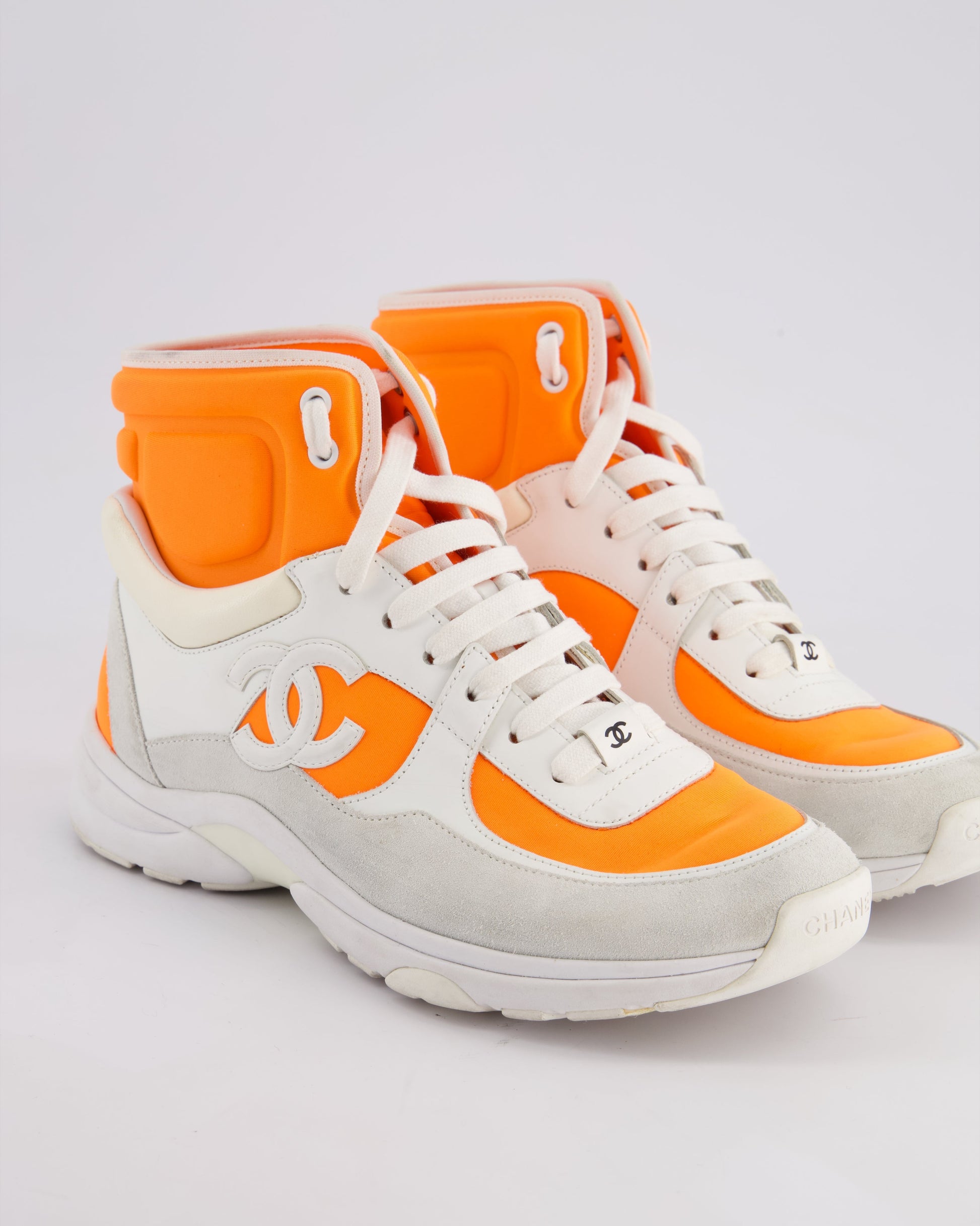 Chanel Ss/18 White Leather And Neon Orange Nylon Laced High Top Trainers Size Eu 39 Women Shoes