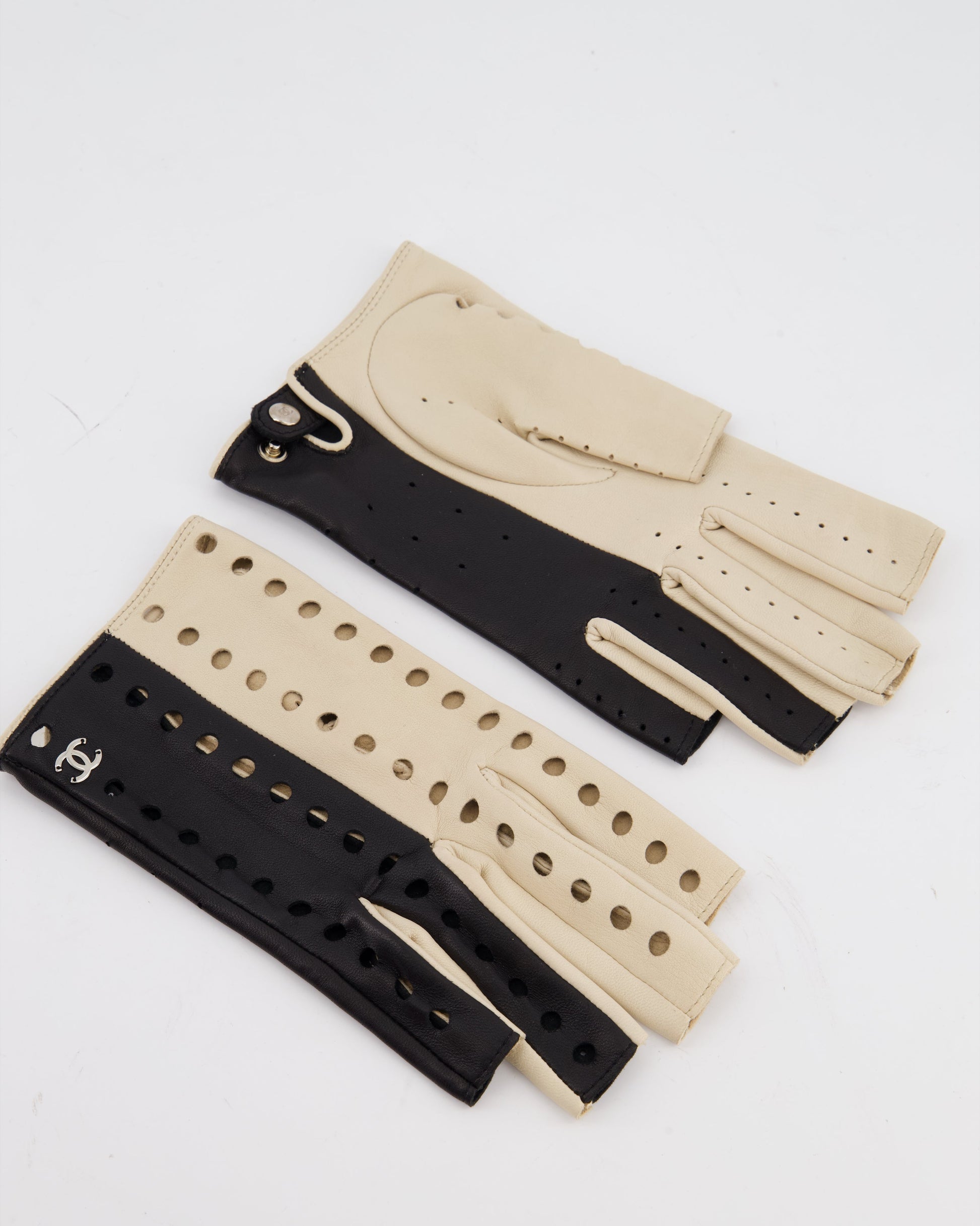 Chanel Black and Beige Perforated Fingerless Leather Gloves Size 7.5 Handbag