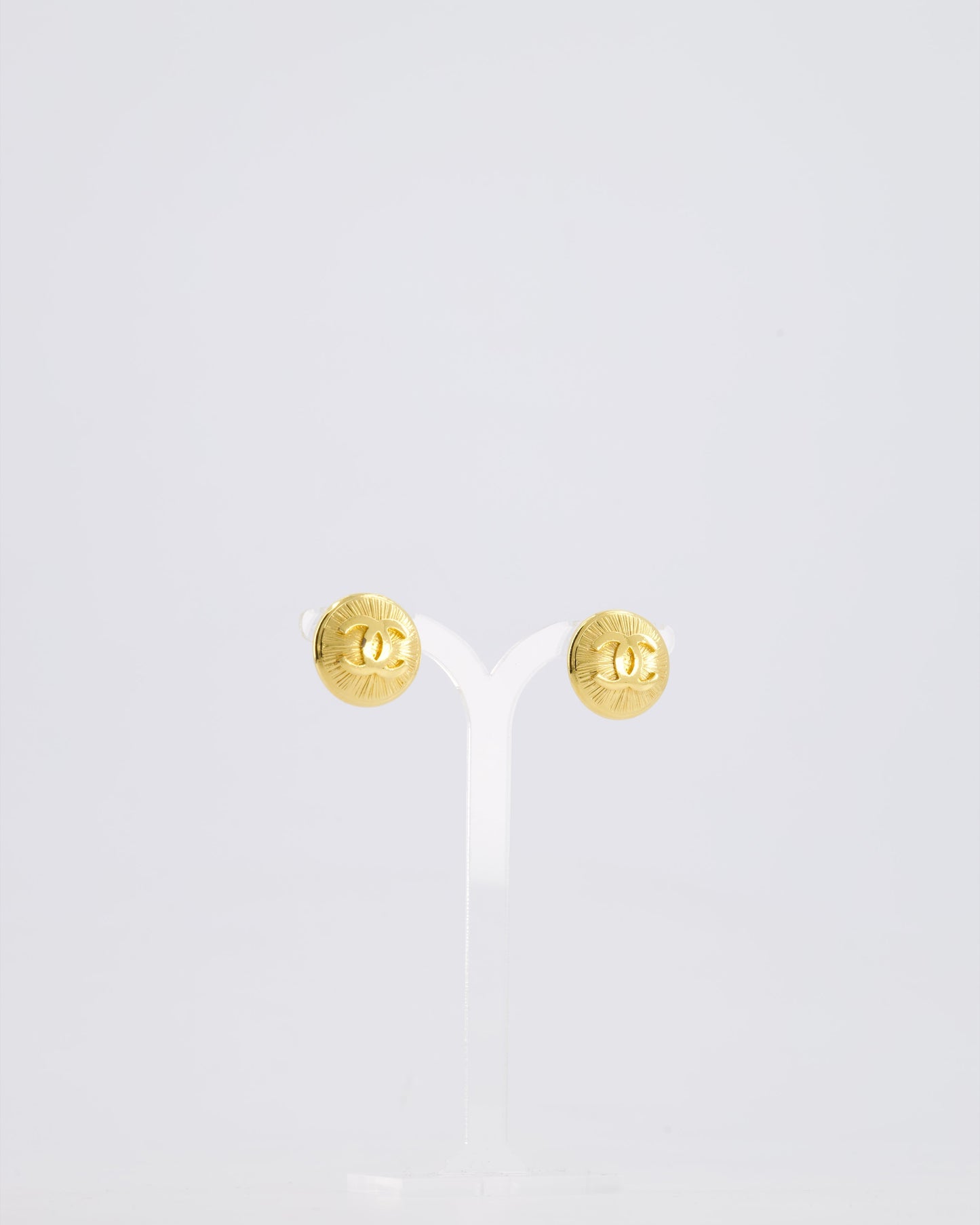 Chanel *hot* Gold Medallion Starburst Clip on Earrings with CC Logo Detail
