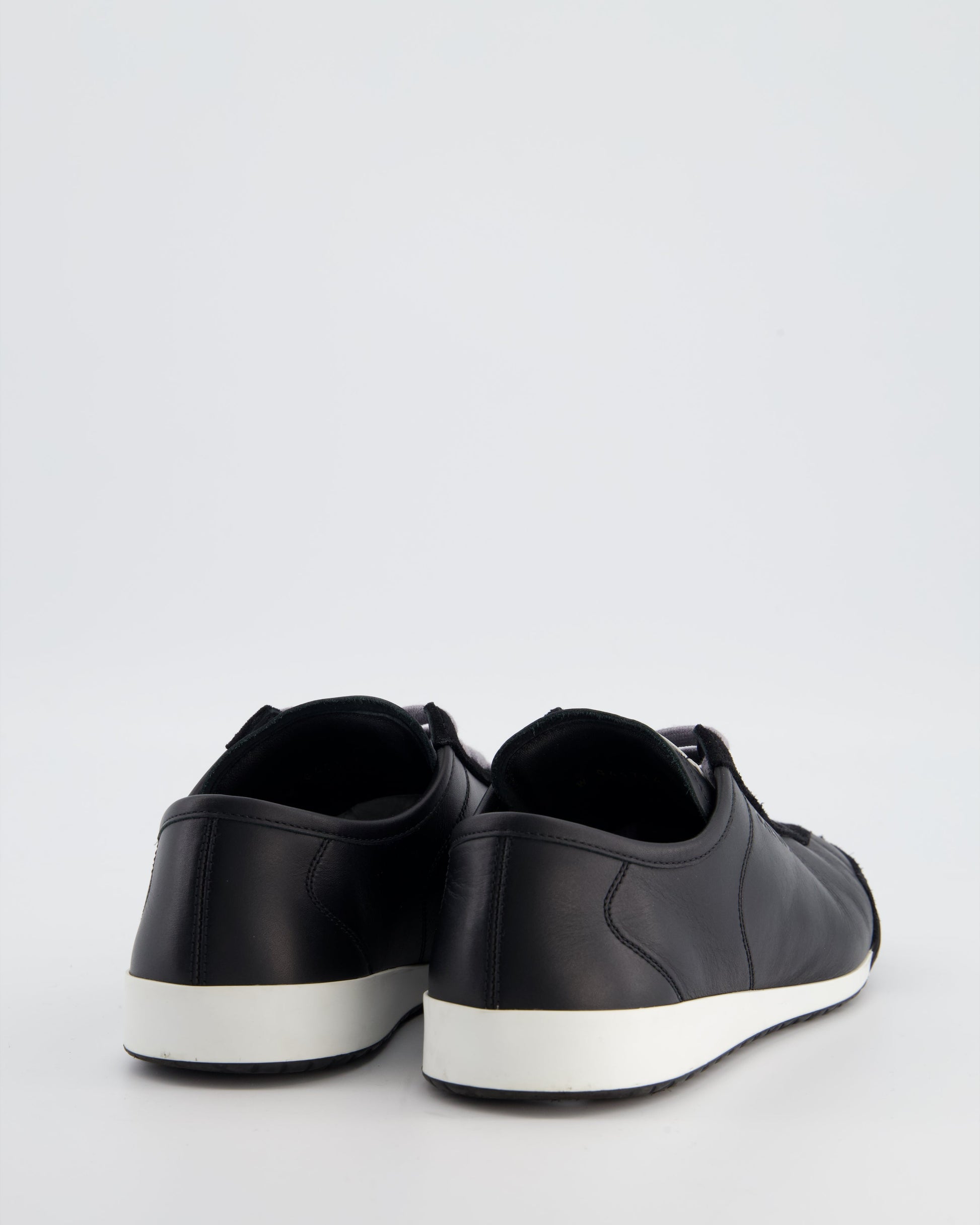 Chanel Interlocking Black Calfskin Leather Sneakers With Logo Detail Size Eu 37.5