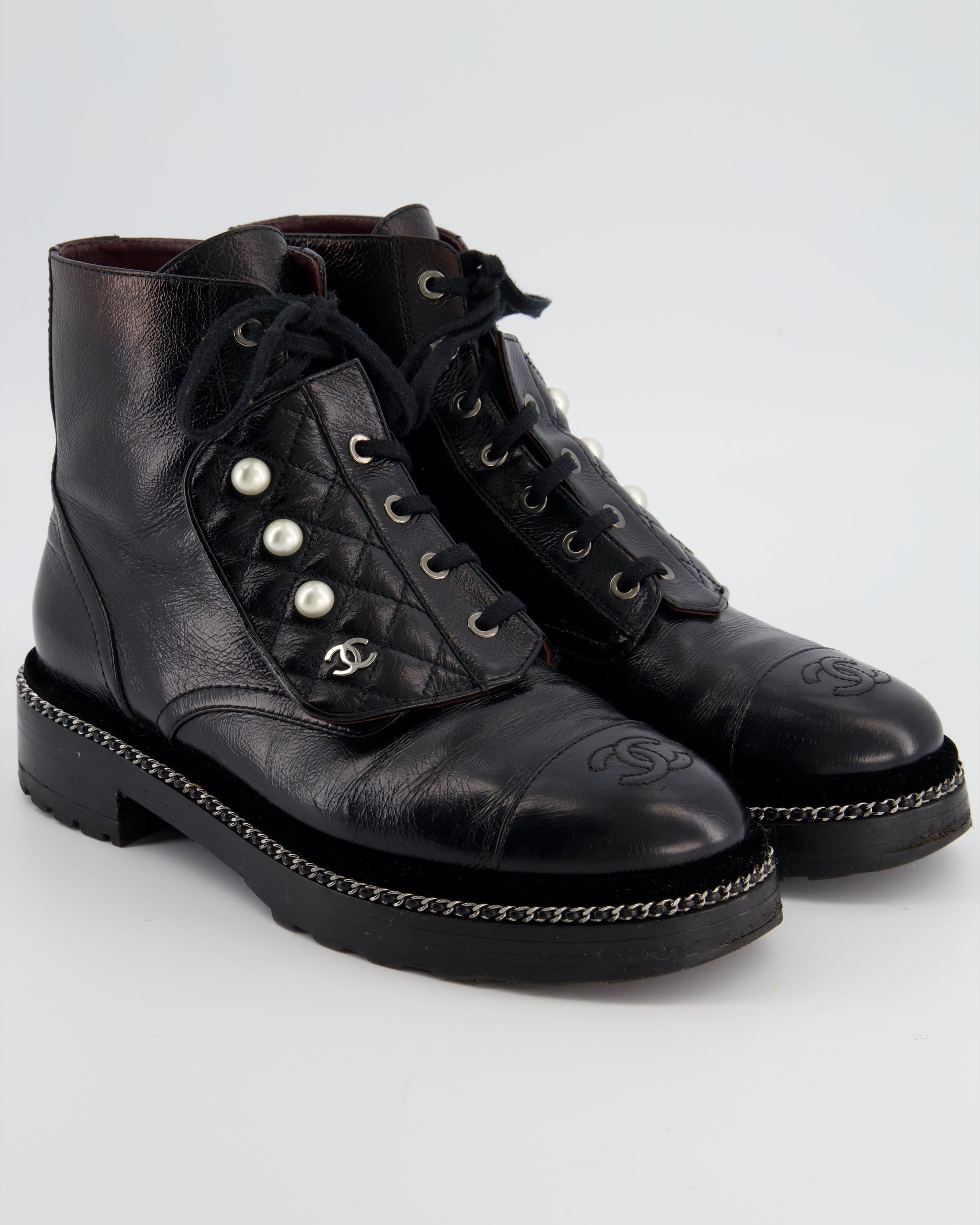 Chanel Black Aged Calfskin Boots With Velvet Trim, Chain Detail Pearl Details And Cc Logo Size Eu 40