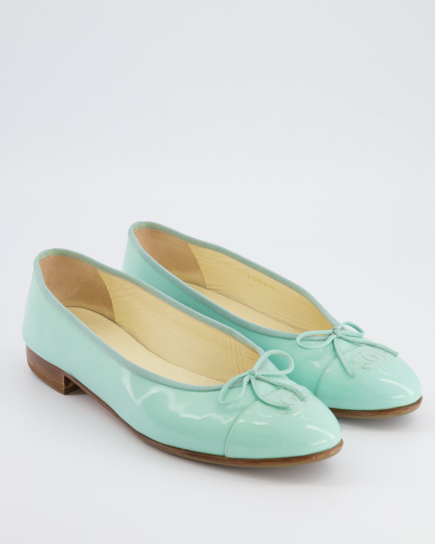 Chanel Turquoise Patent Leather Ballerina Flats With Cc Logo Detail Size Eu 40 Women Shoes