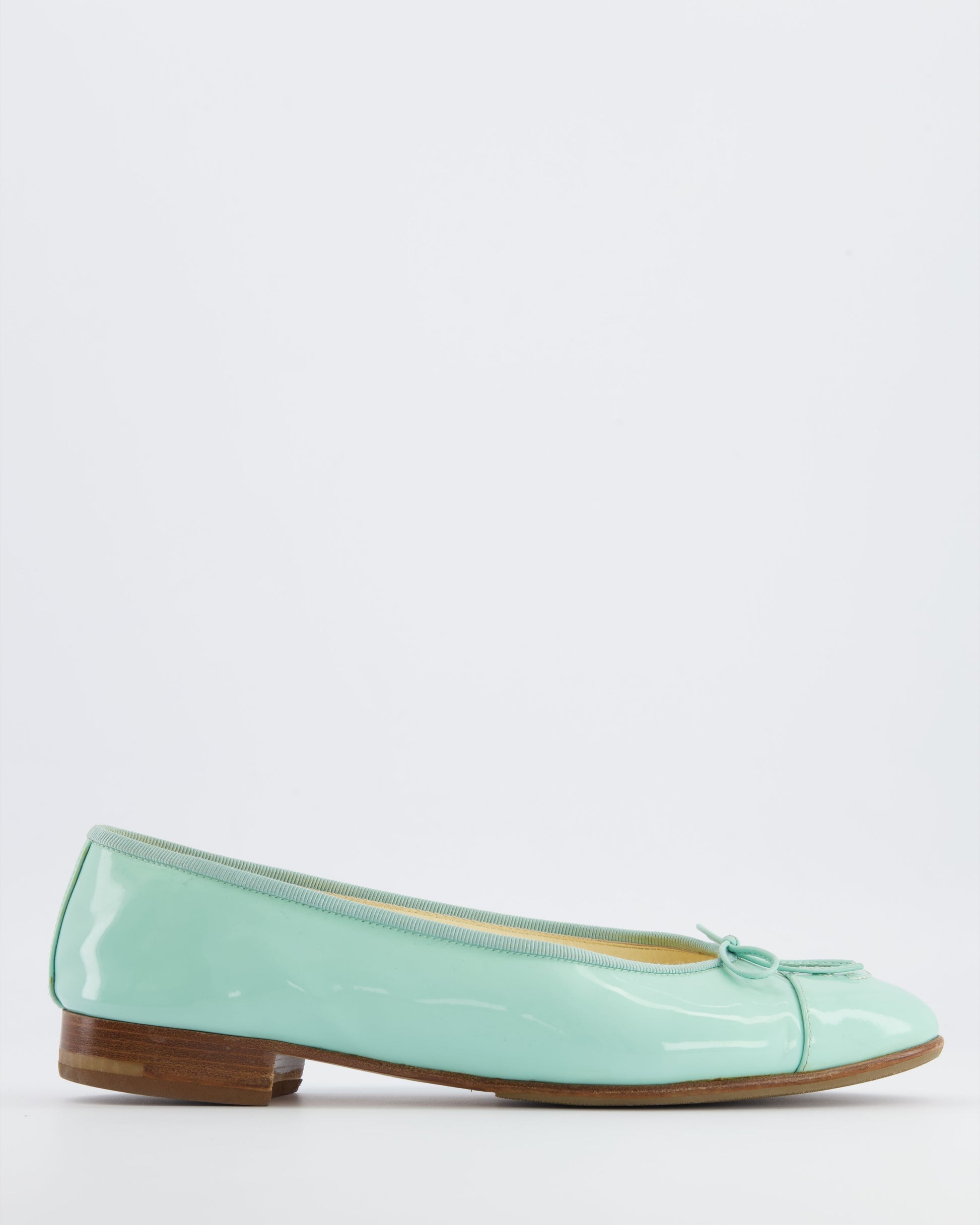 Chanel Turquoise Patent Leather Ballerina Flats With Cc Logo Detail Size Eu 40 Women Shoes