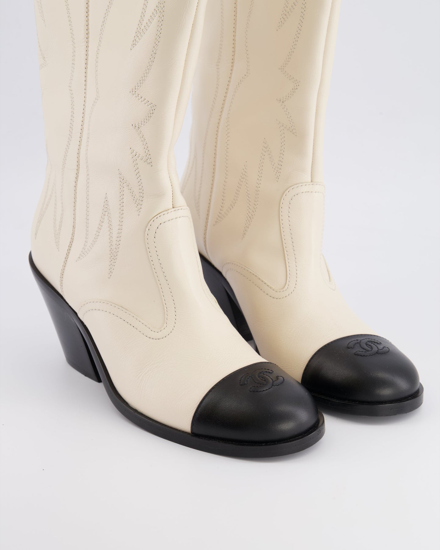 Chanel *Hot* Cream Leather Cowboy Heeled Boots With Black Toecap Cc Logo And Embroideries Size Eu 39C