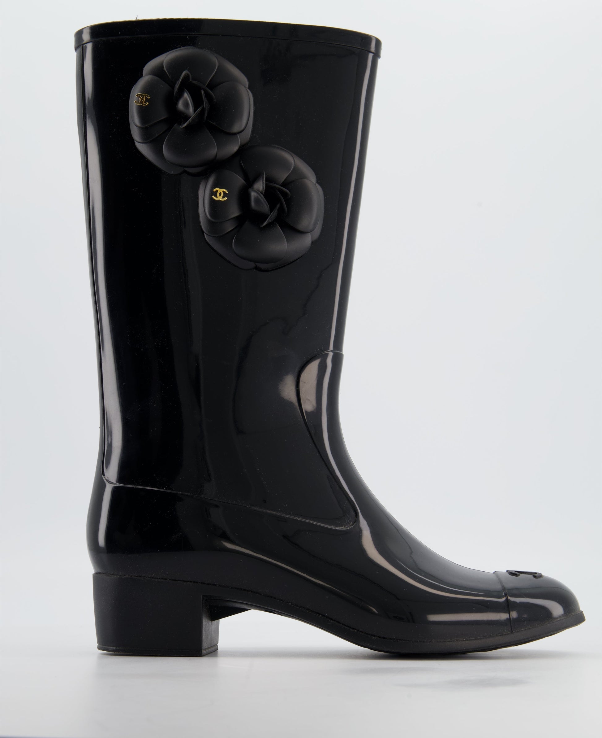 Chanel Black Camellia Wellington Boots Size Eu 40 for Women