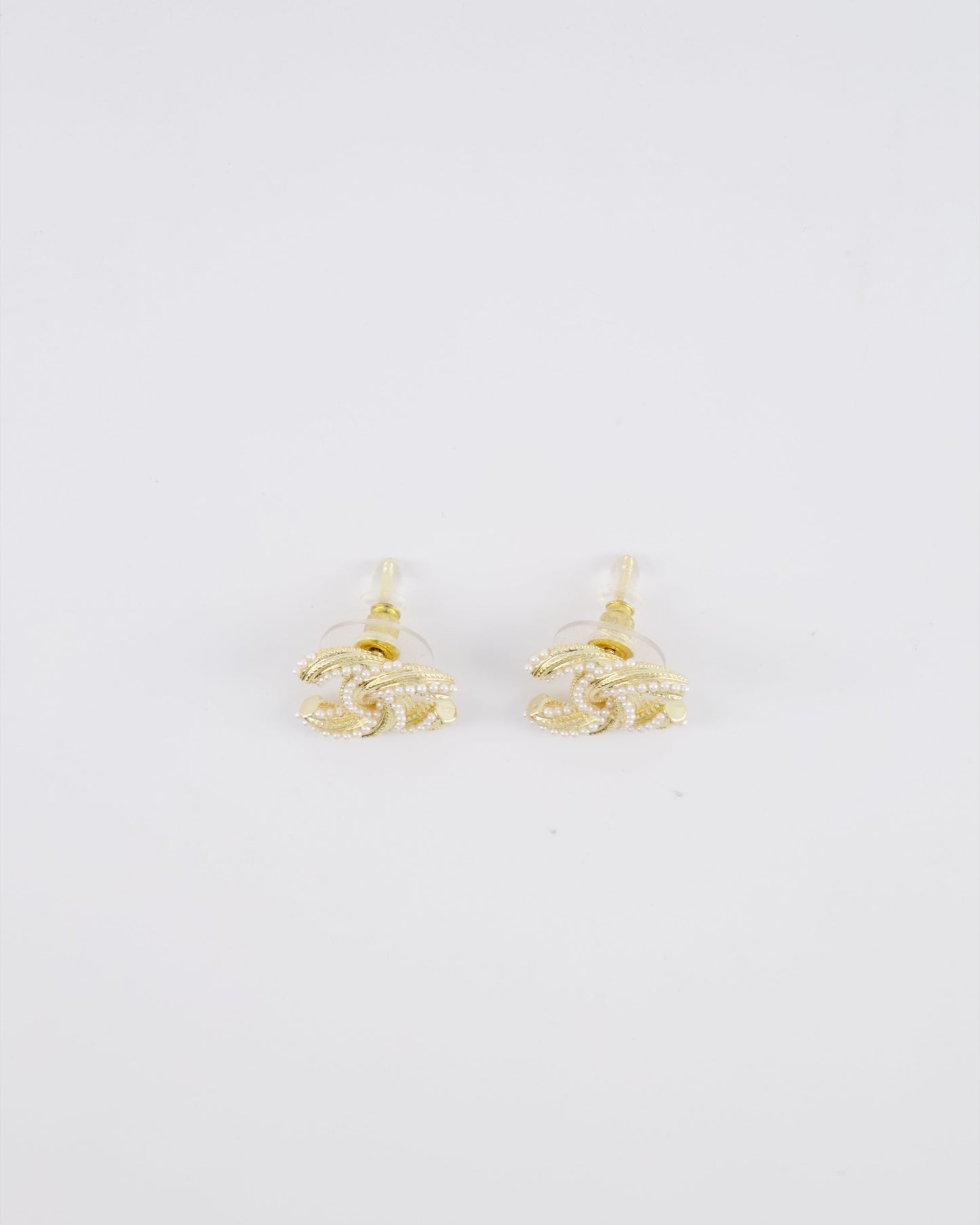 Chanel 24A Champagne Gold Textured CC Logo Small Earrings with Pearls
