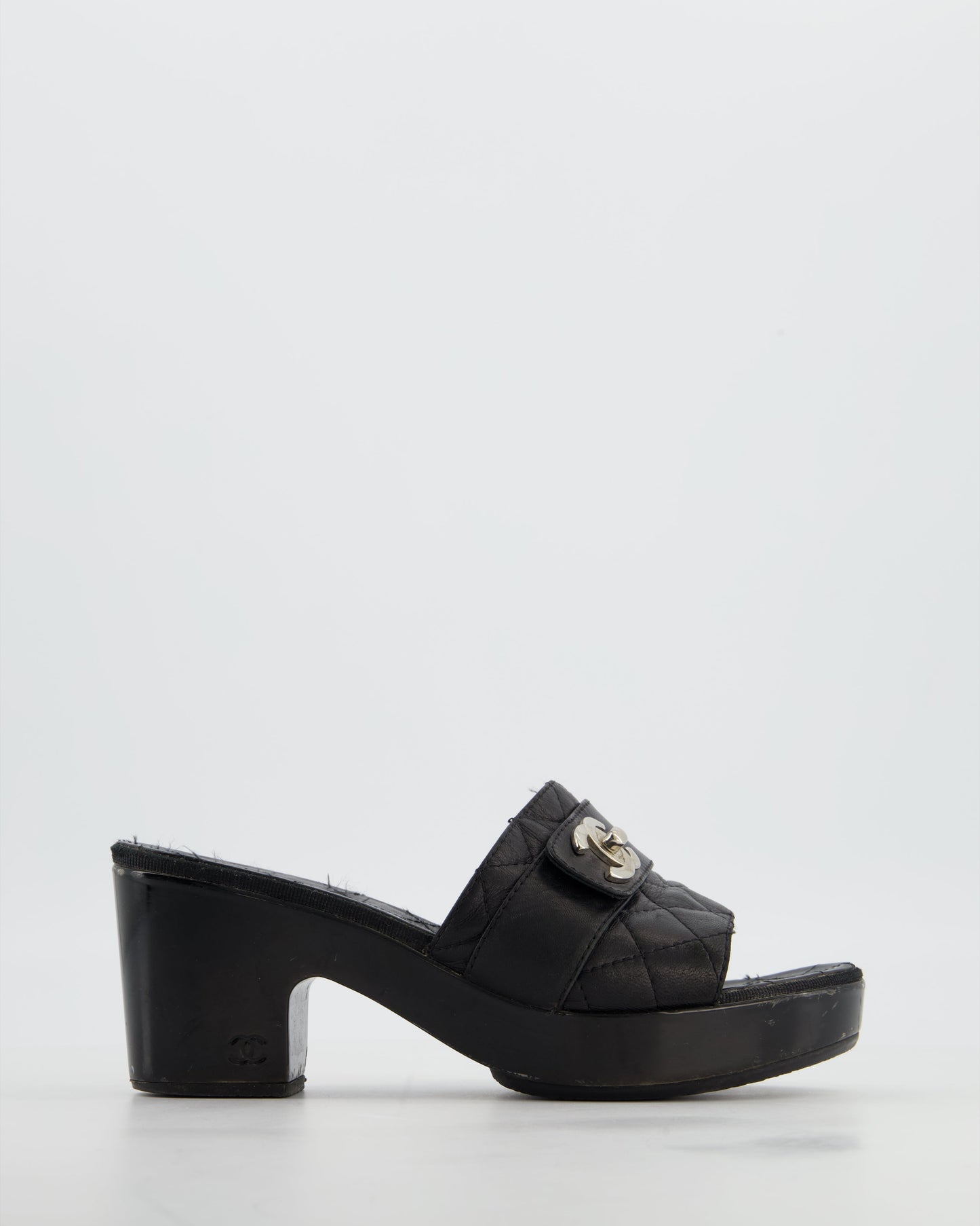 Chanel 2011 Black Quilted CC Turnlock Sandals Size Eu 37.5 for Women