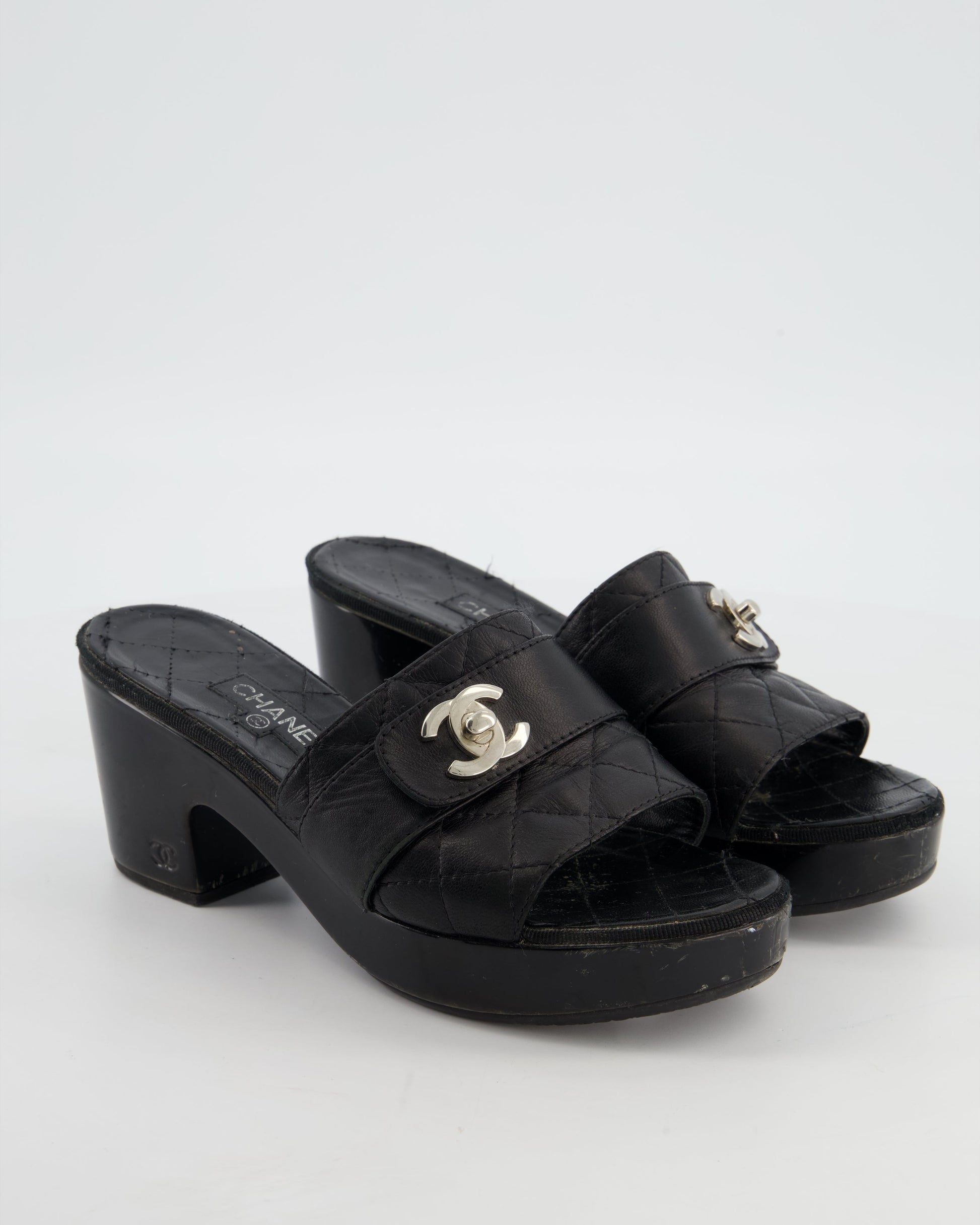 Chanel 2011 Black Quilted CC Turnlock Sandals Size Eu 37.5 for Women