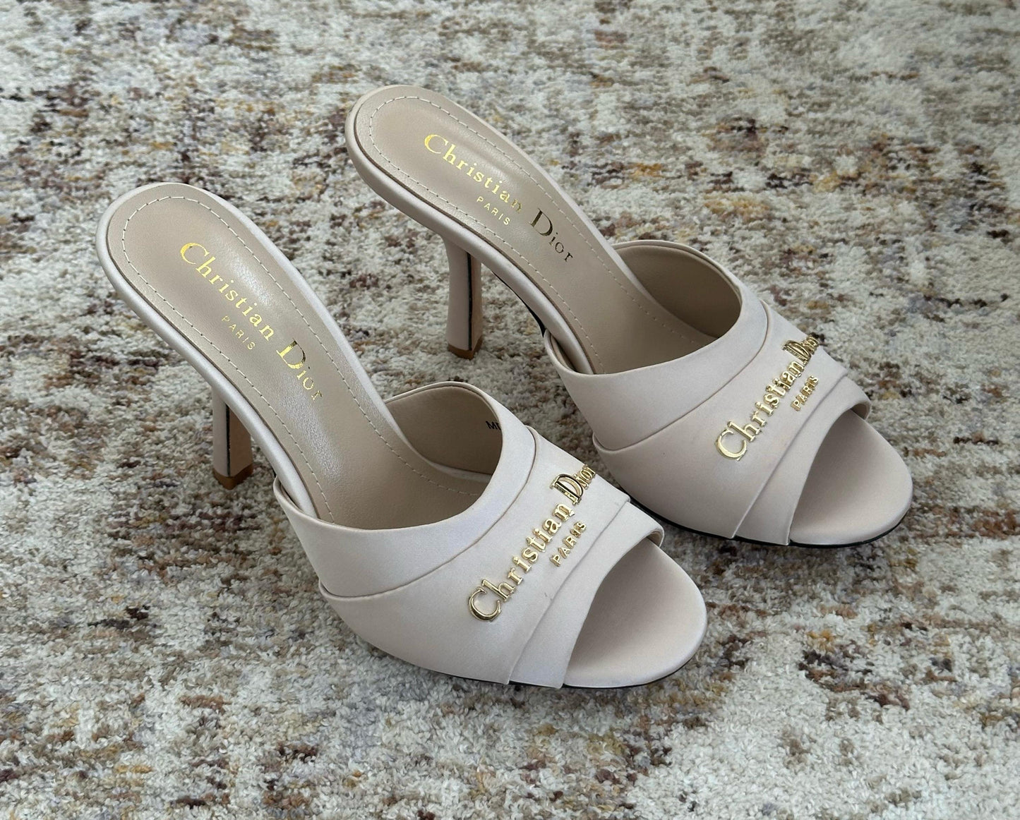 44 Shoes