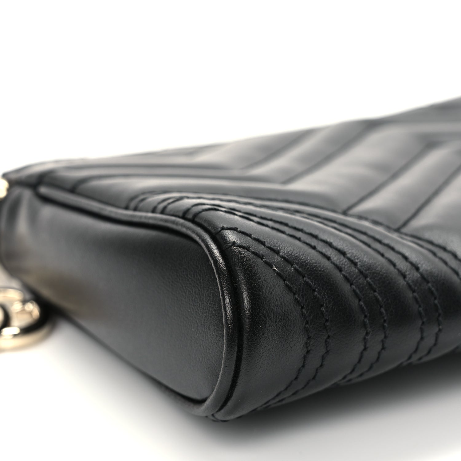 Gucci Calfskin Matelasse Chevron Small GG Marmont Shoulder Bag Black