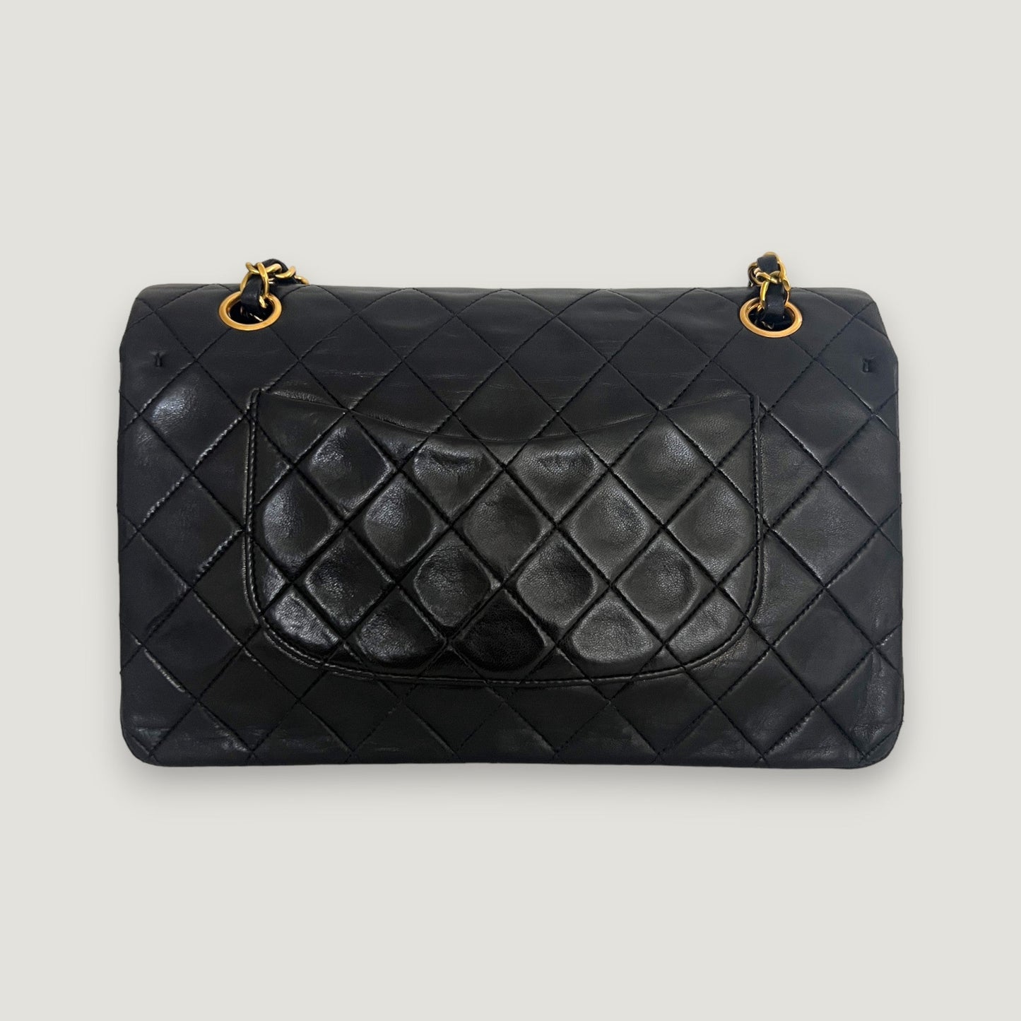 CHANEL CLASSIC MEDIUM BAG