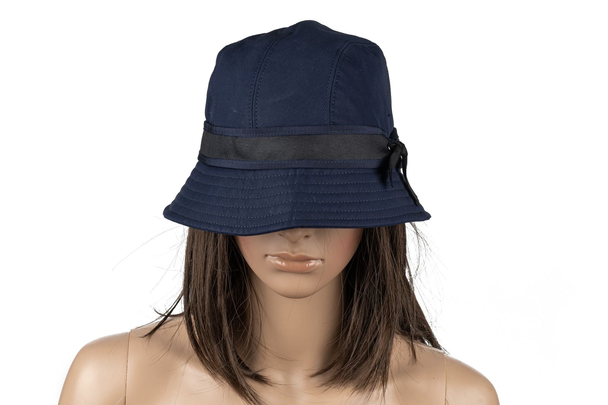 Chanel NIB Bue Hat 7 1.8 Handbag Bucket Bucket Bag