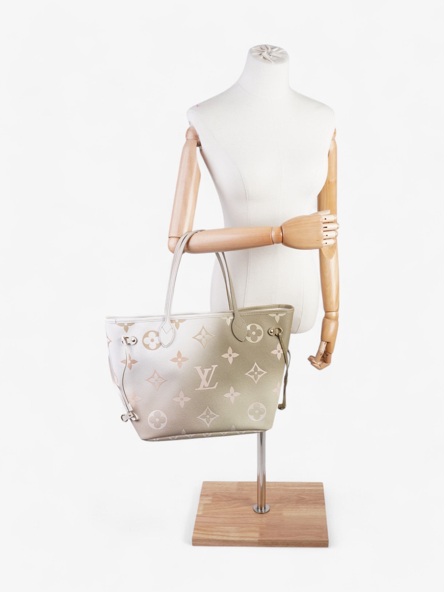 Louis Vuitton Neverfull Spring City Khaki Coated Canvas White Beige Apparel