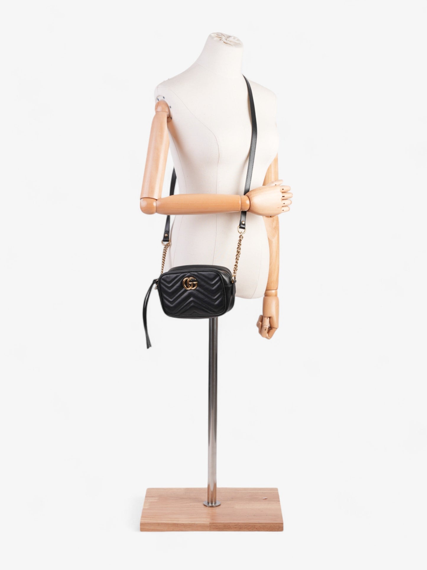 Gucci Marmont Mini Crossbody Bag Leather Matelasse Mini 5