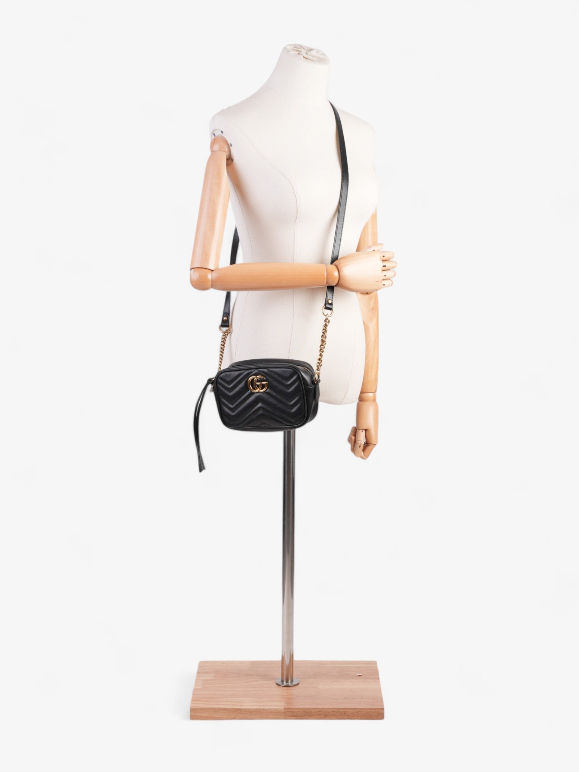 Gucci Marmont Mini Crossbody Bag Leather Matelasse Mini 5