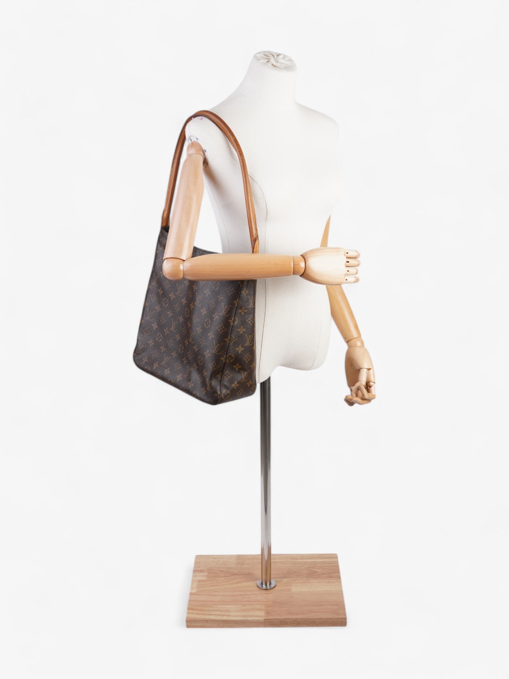 Louis Vuitton Looping GM Monogram Canvas Handbag Gm 3