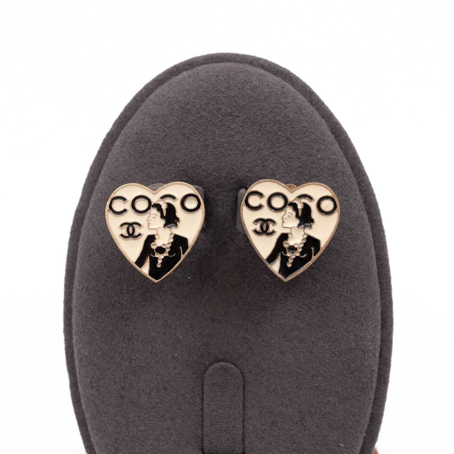 Chanel Coco Portrait Black & White Heart Clips Jewelry
