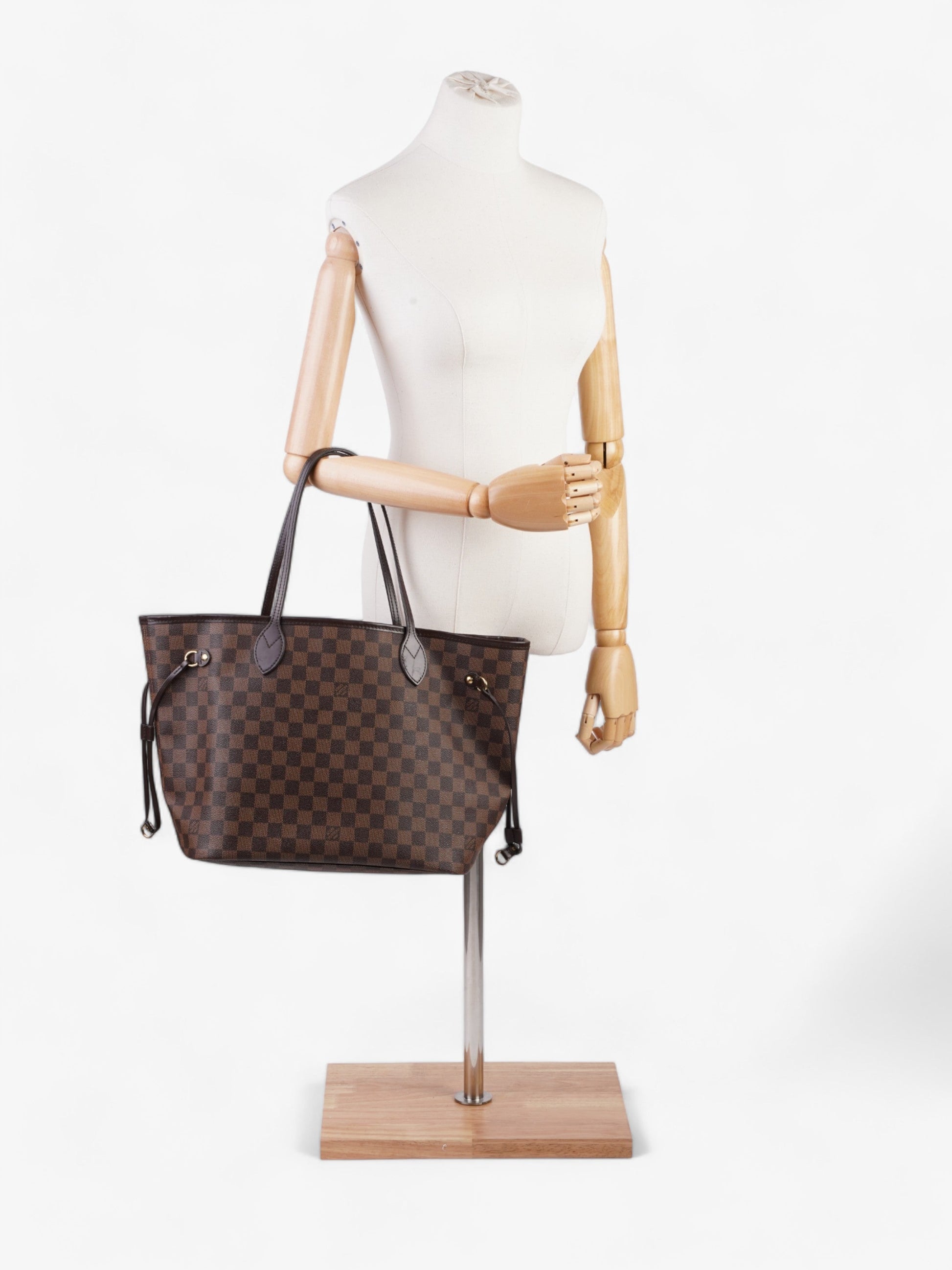 Louis Vuitton Neverfull MM Ebene Coated Damier Canvas Coated Canvas Apparel Canvas 2