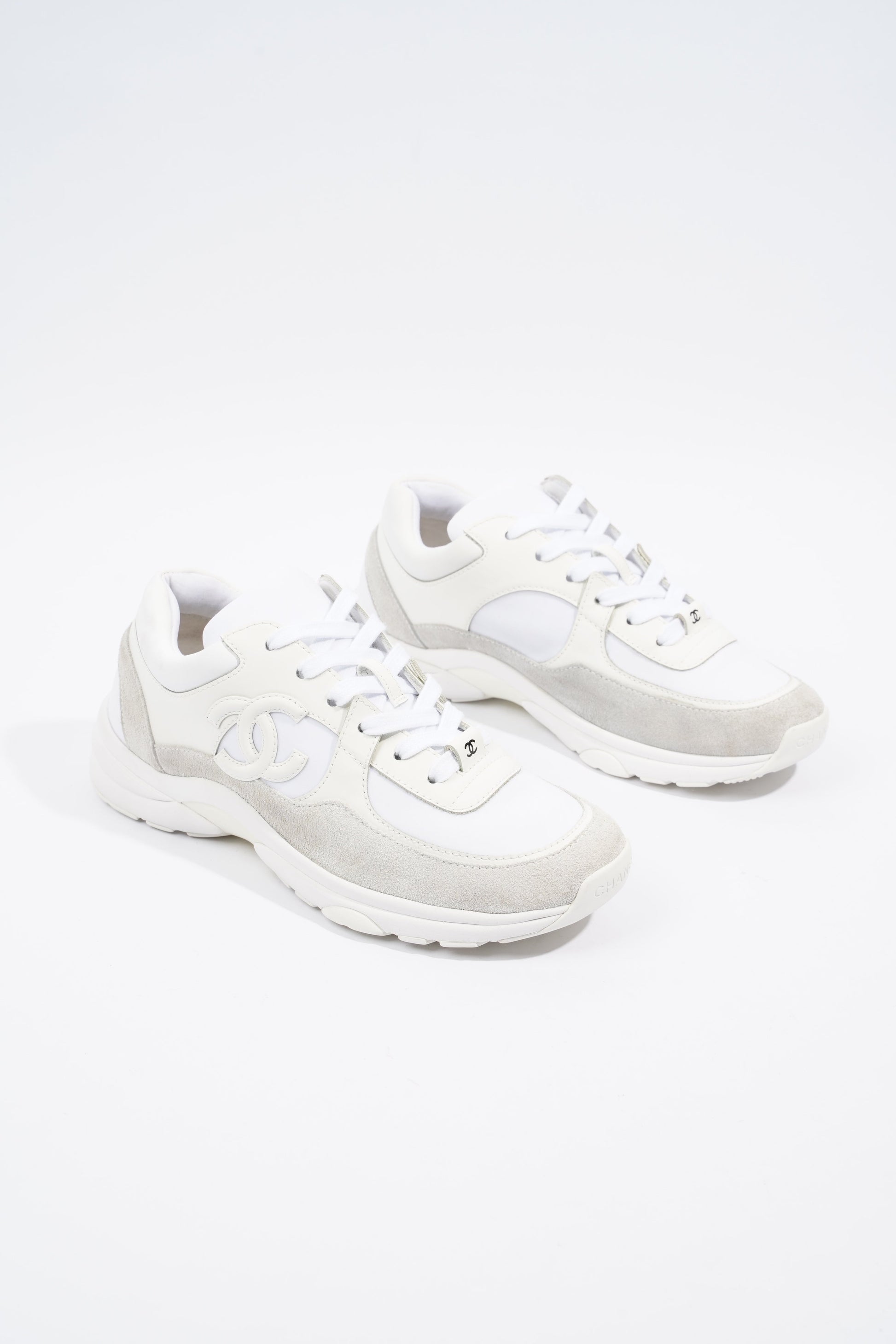Chanel CC Logo Sneaker White Suede EU 38 UK 5