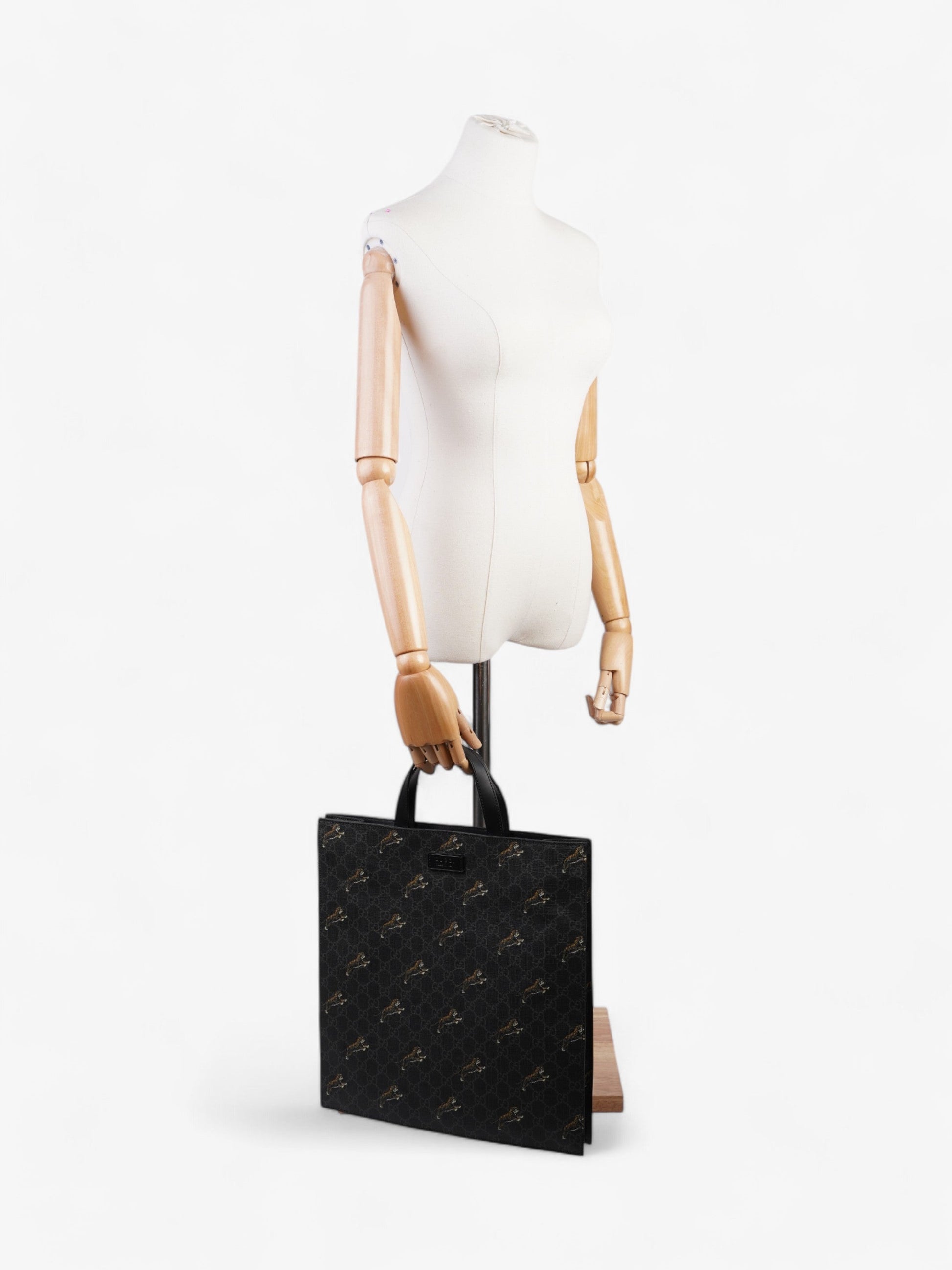 Gucci Bestiary Tote In Tiger Coated Canvas Black Tote Bag