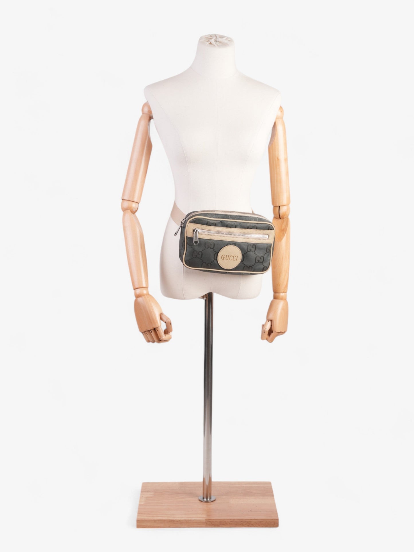 Gucci Off The Grid Belt Bag Supreme Grey Nylon Accessory