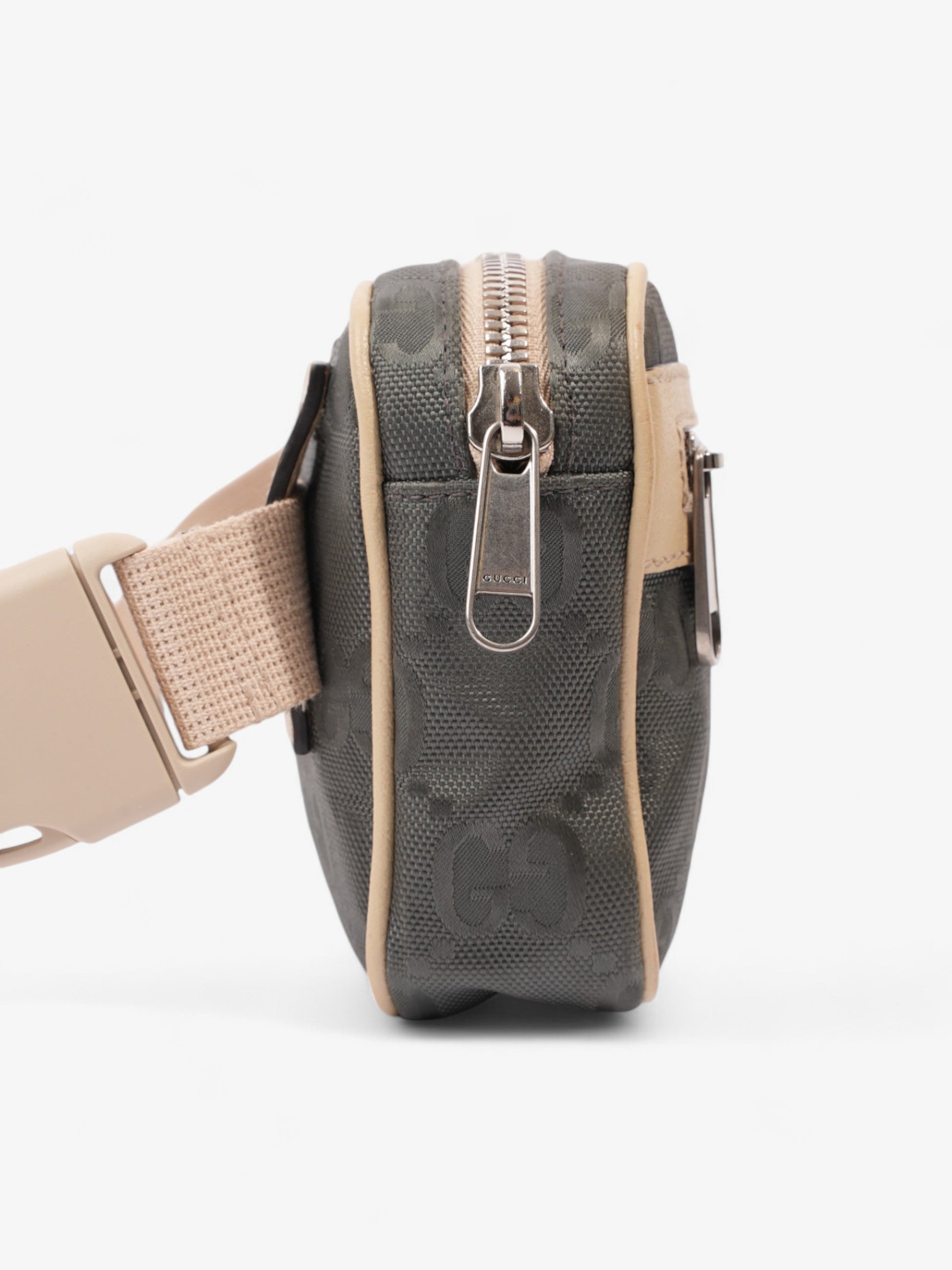 Gucci Off The Grid Belt Bag Supreme Grey Nylon Accessory