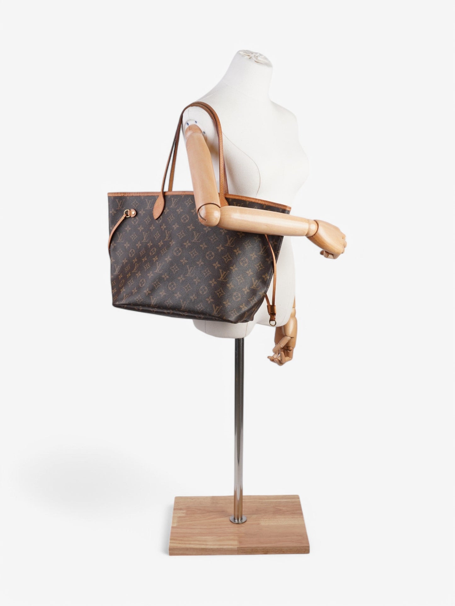 Louis Vuitton Neverfull Coated MM Monogram Canvas Coated Canvas Apparel Mm 51