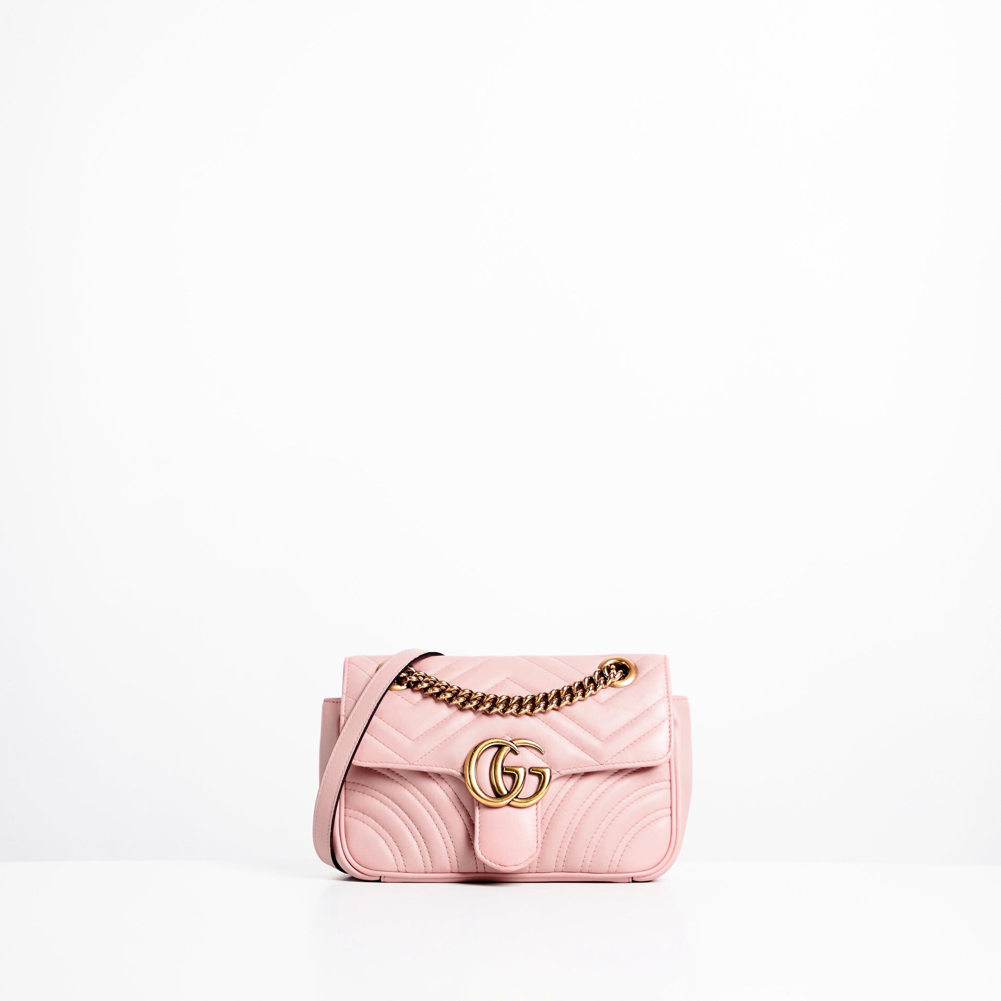 Gucci Marmont In Dusty Handbag Pink Mini Travel Bag