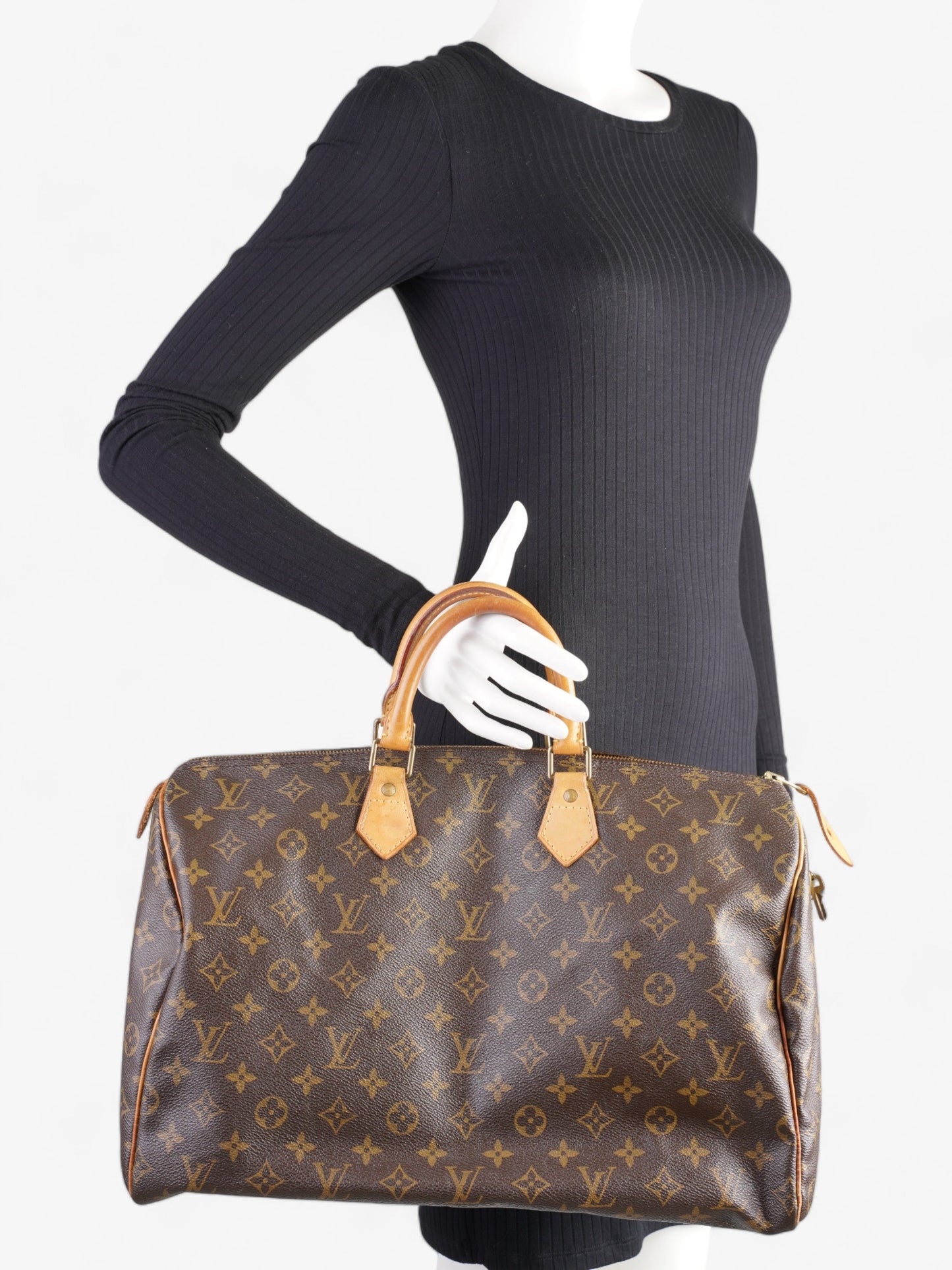 Louis Vuitton Speedy Coated 40 Monogram Canvas Coated Canvas Apparel Canvas 82